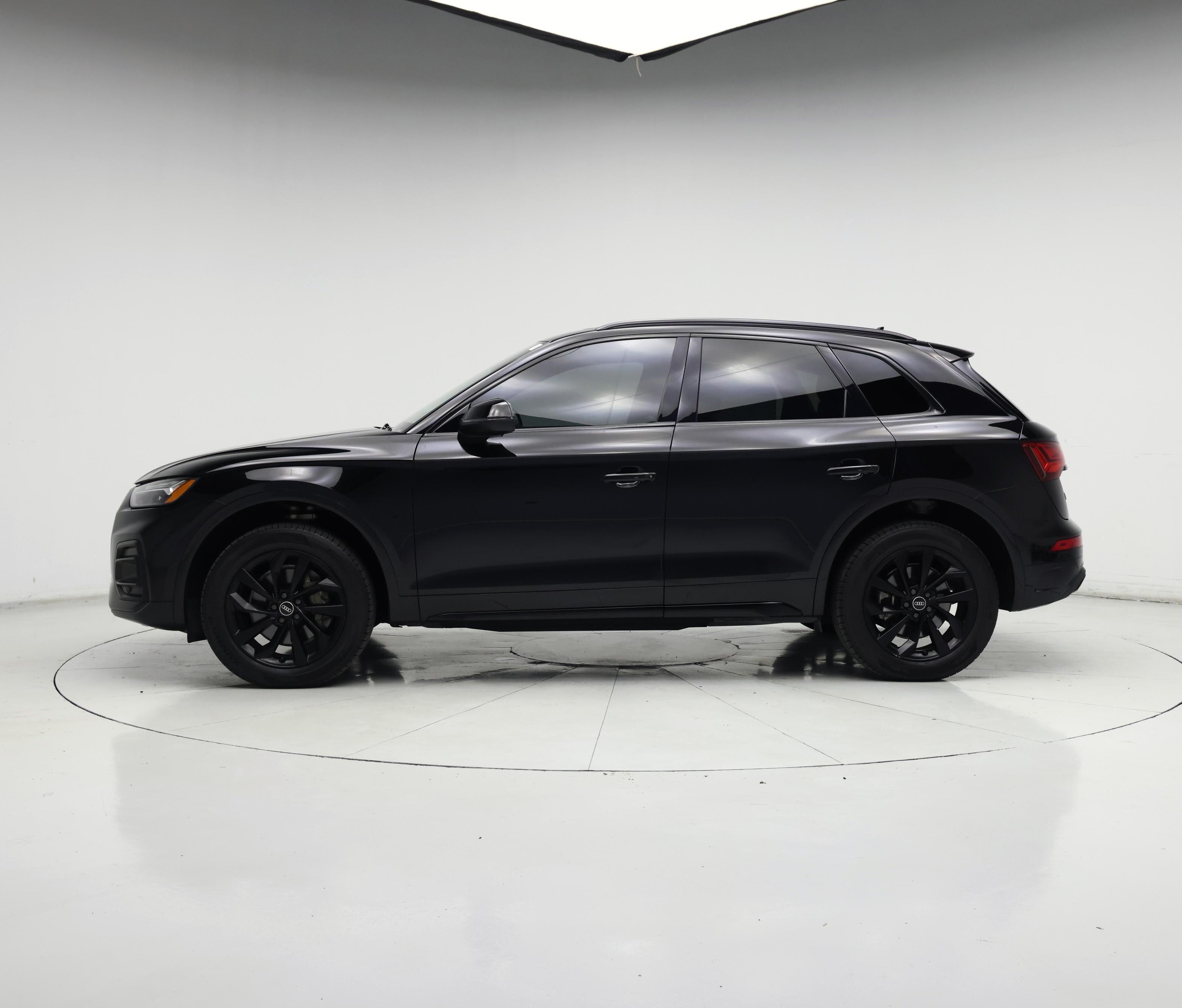 Thumbnail: 2021 Audi Q5 - 3