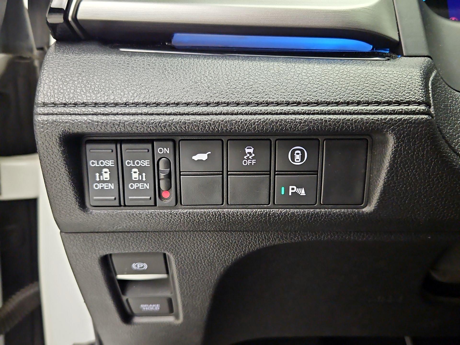 Thumbnail: 2022 Honda Odyssey - 13