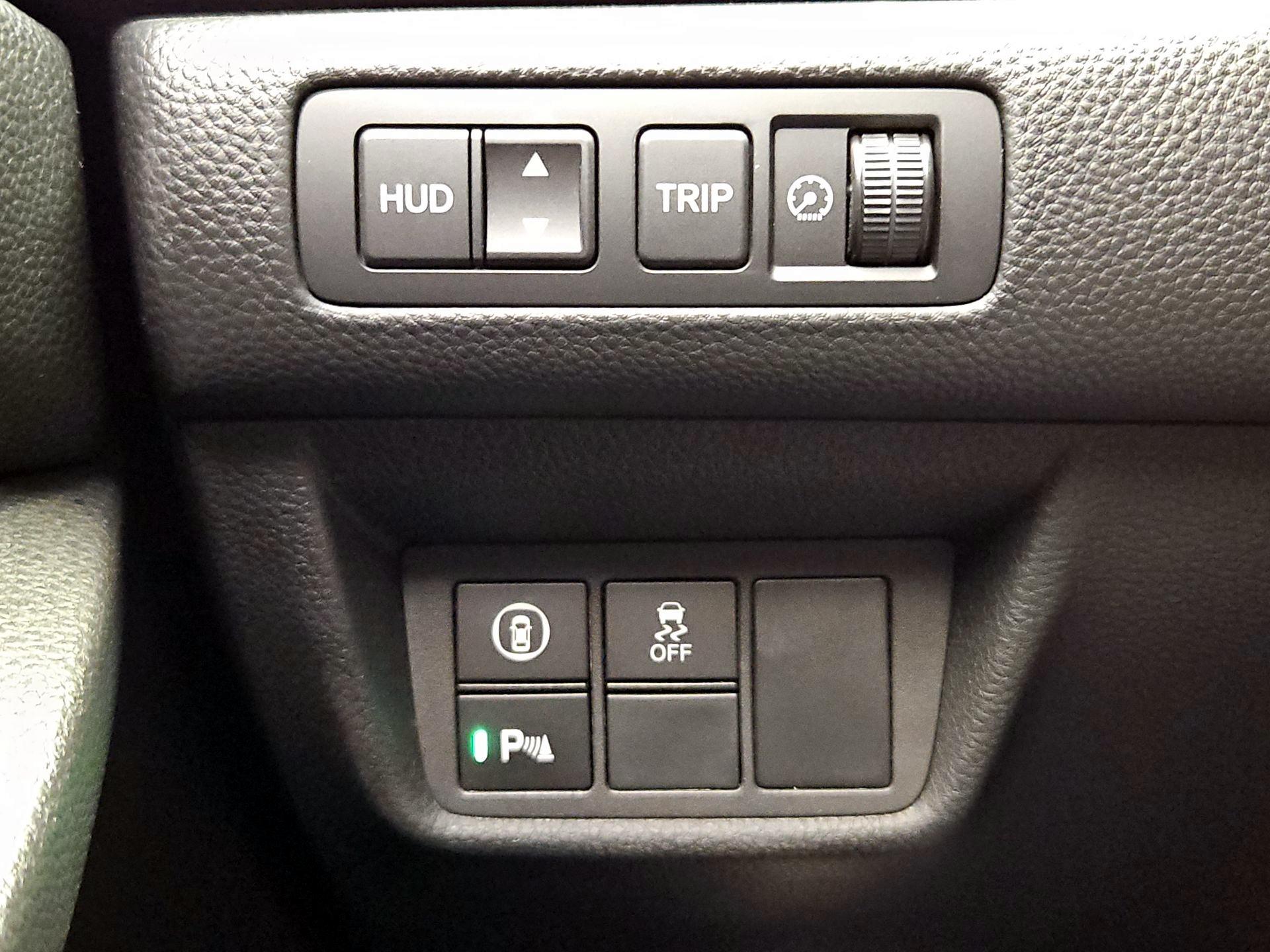 Thumbnail: 2019 Honda Accord - 13