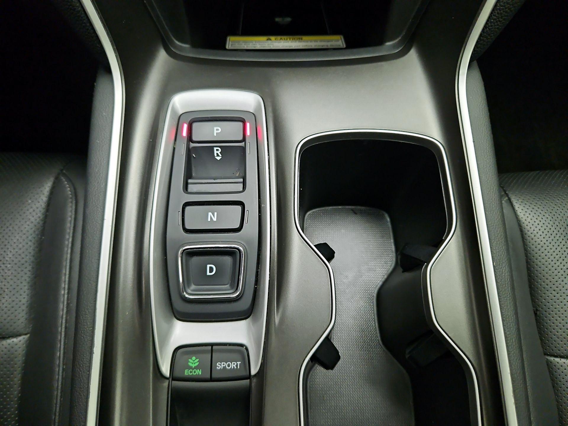 Thumbnail: 2019 Honda Accord - 18