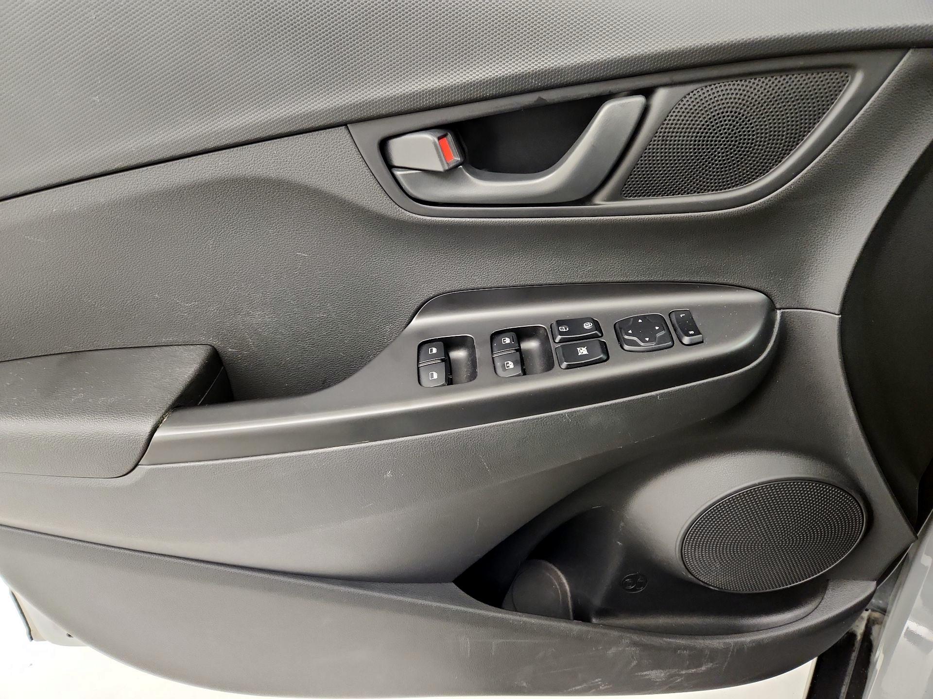 Thumbnail: 2023 Hyundai Kona - 12