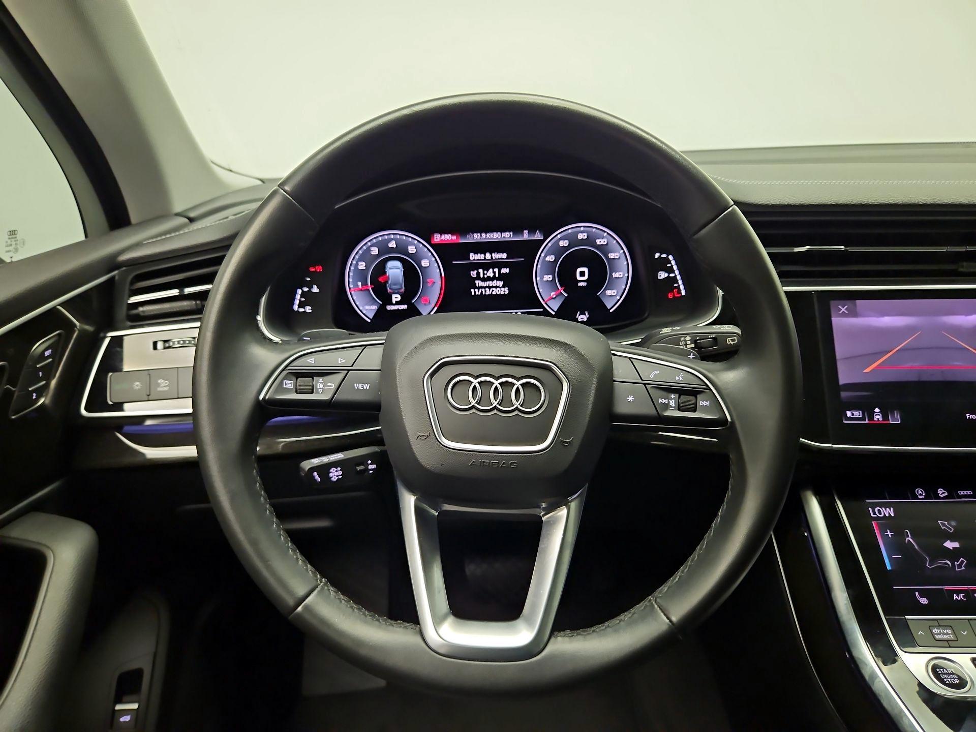 Thumbnail: 2023 Audi Q7 - 10