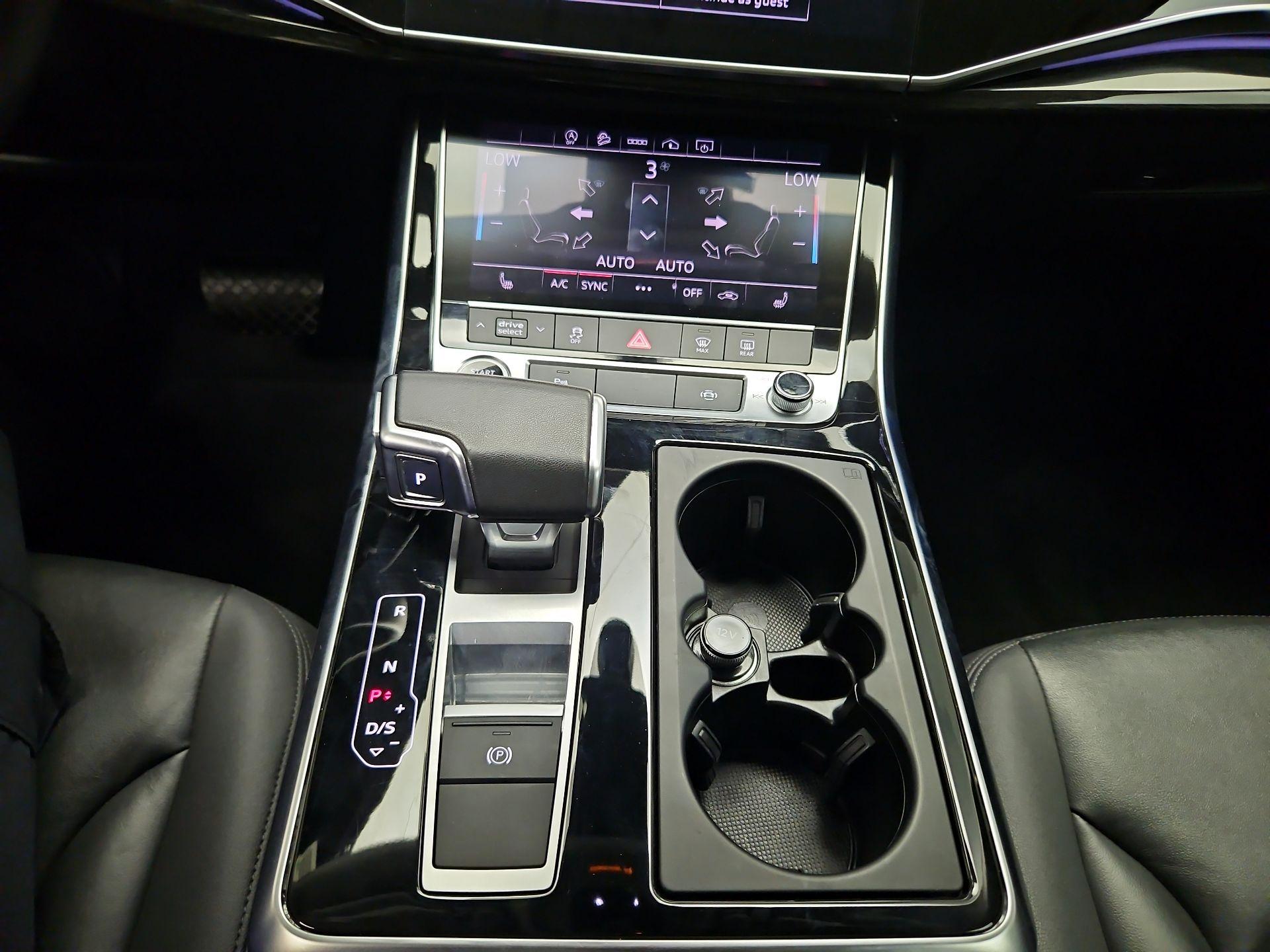 Thumbnail: 2023 Audi Q7 - 16