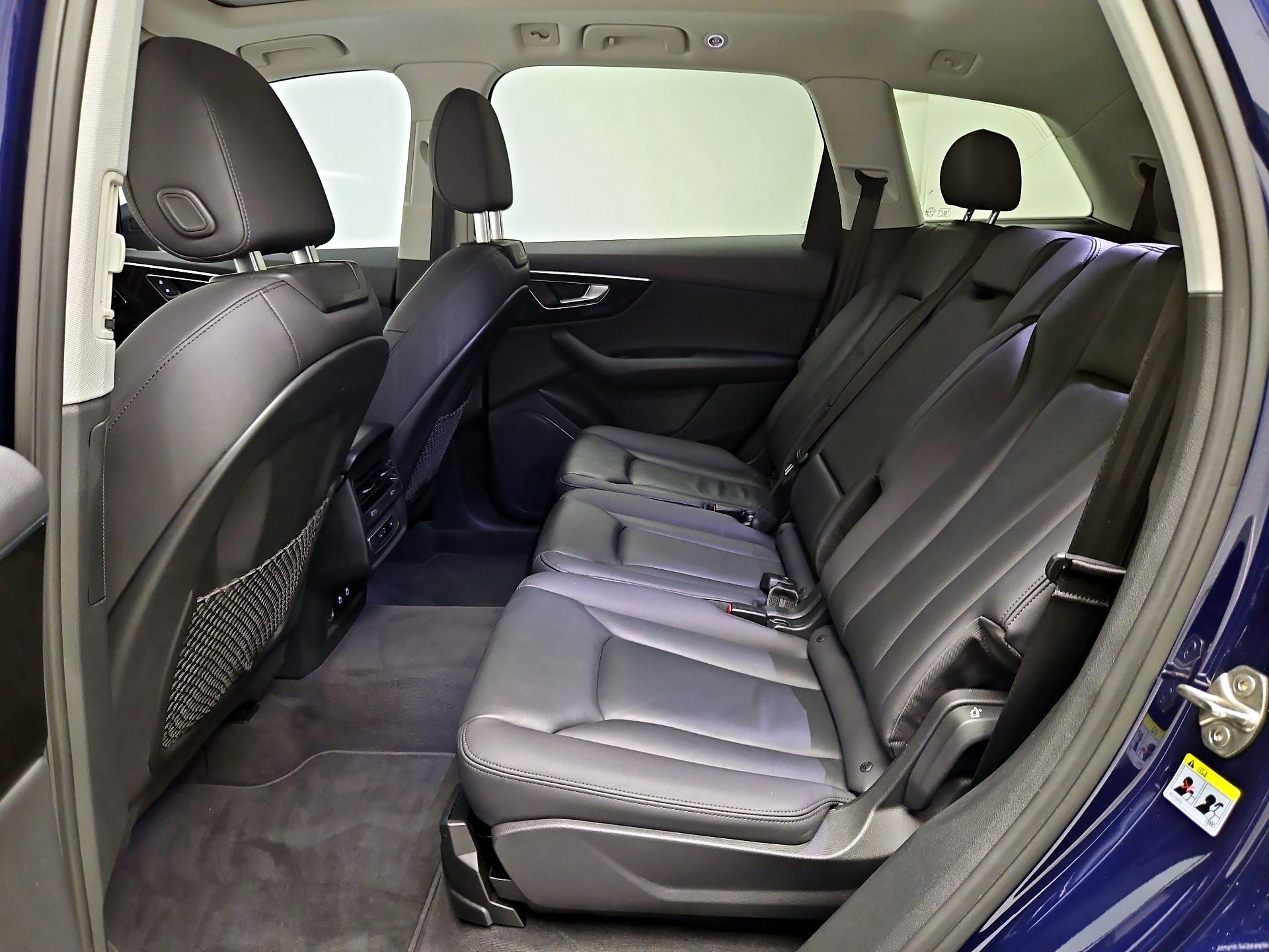 Thumbnail: 2023 Audi Q7 - 17