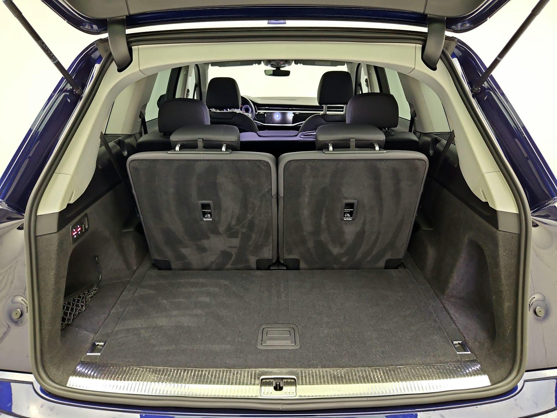 Thumbnail: 2023 Audi Q7 - 18