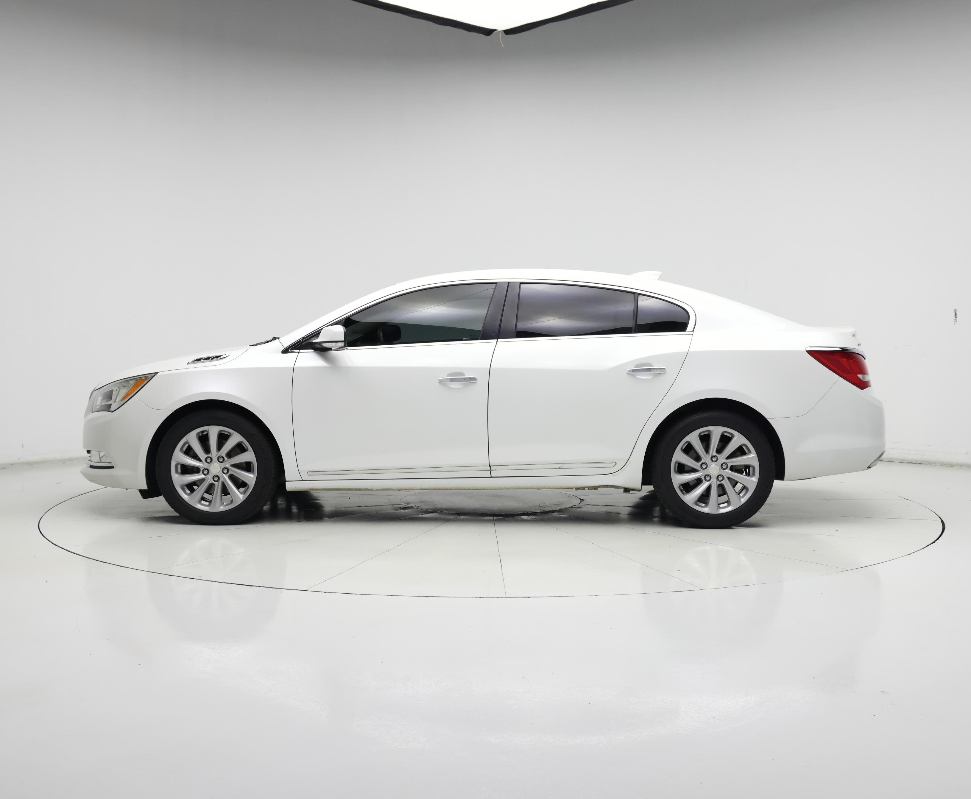 Thumbnail: 2016 Buick LaCrosse - 3