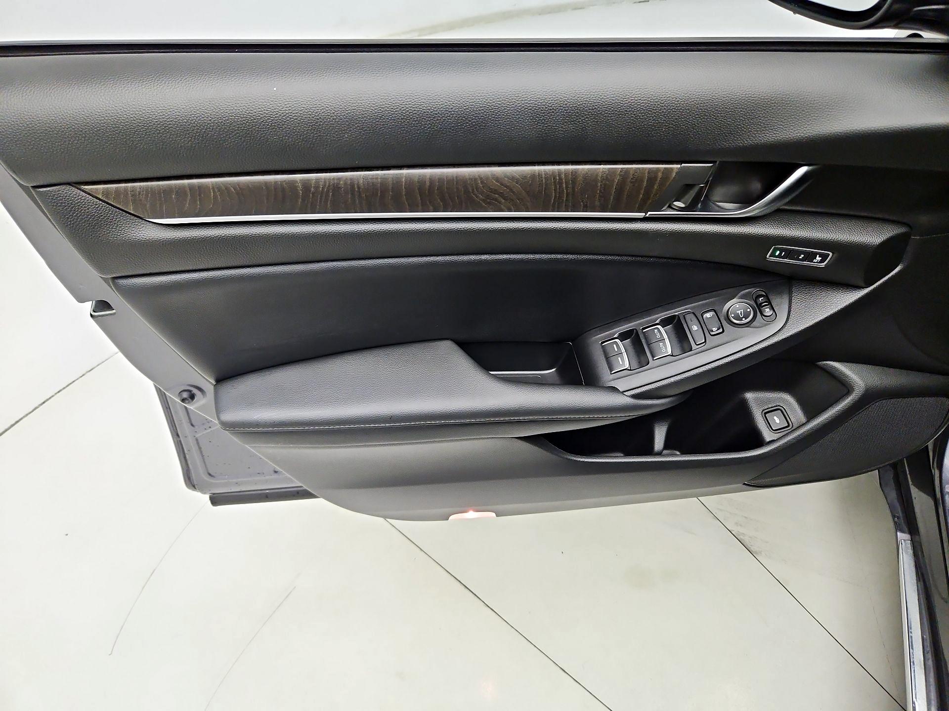 Thumbnail: 2022 Honda Accord - 12