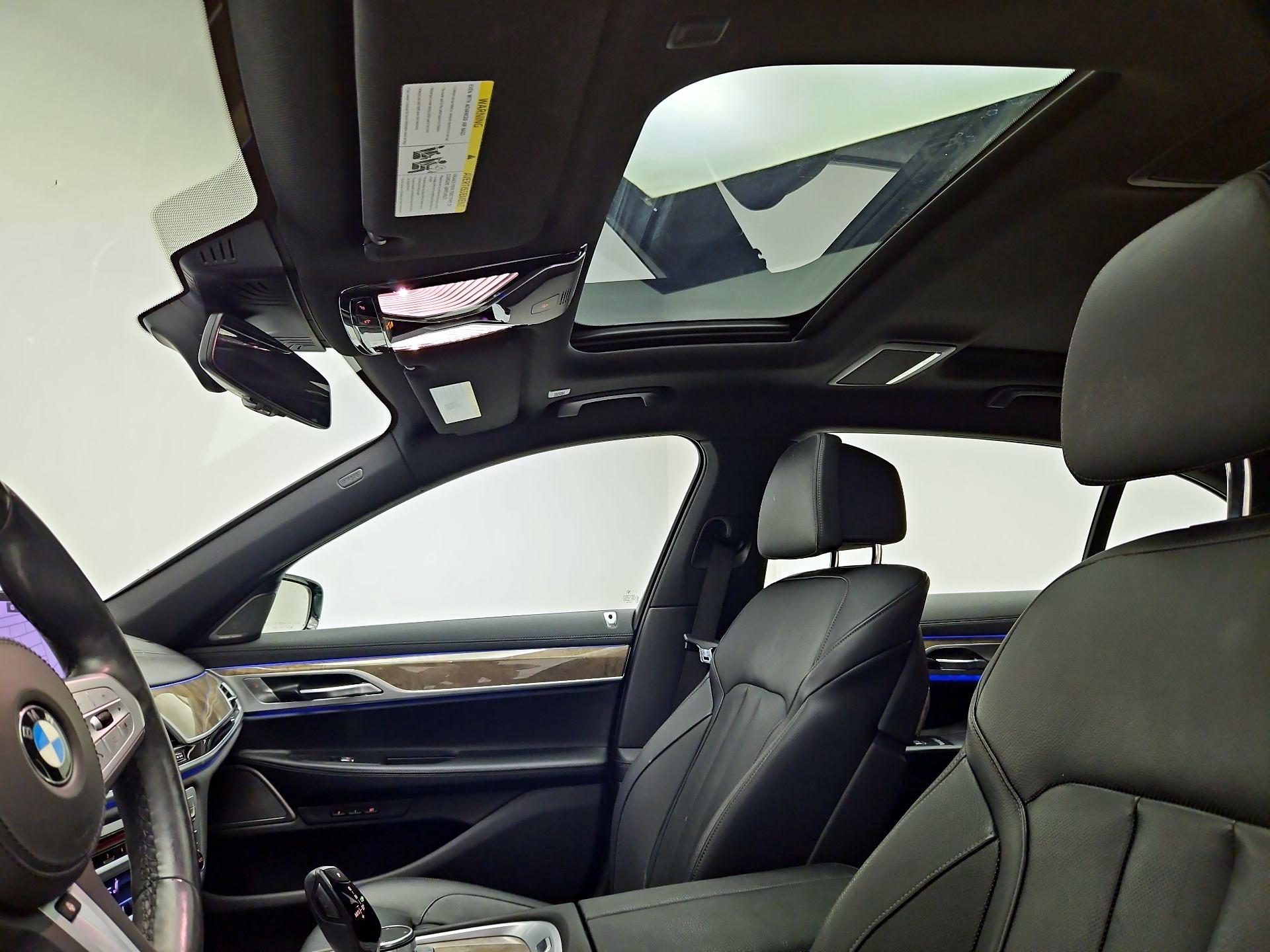 Thumbnail: 2020 BMW 7 Series - 20