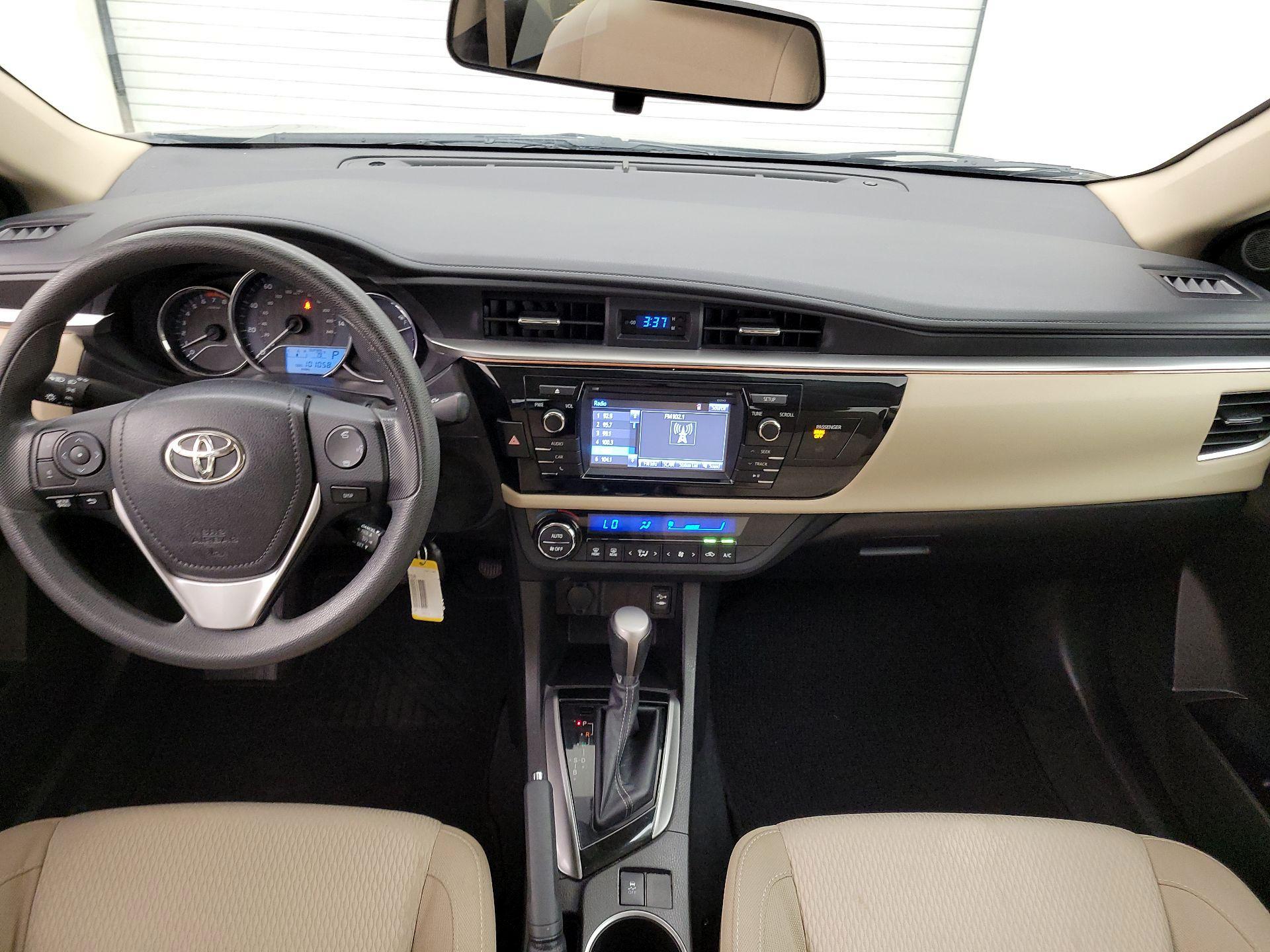 Thumbnail: 2015 Toyota Corolla - 9