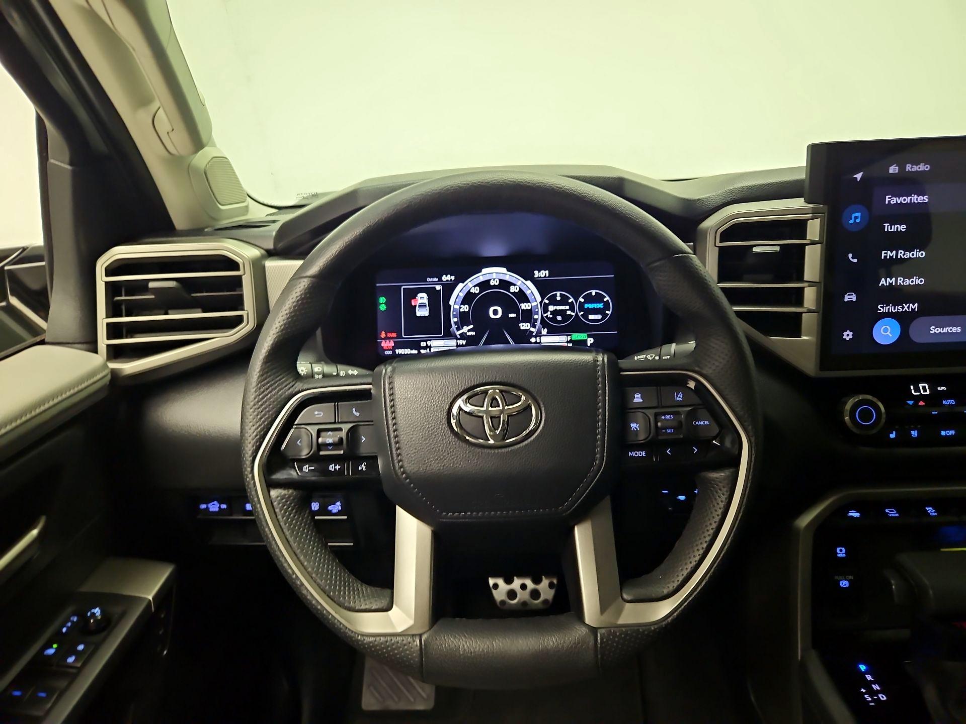 Thumbnail: 2023 Toyota Tundra - 10