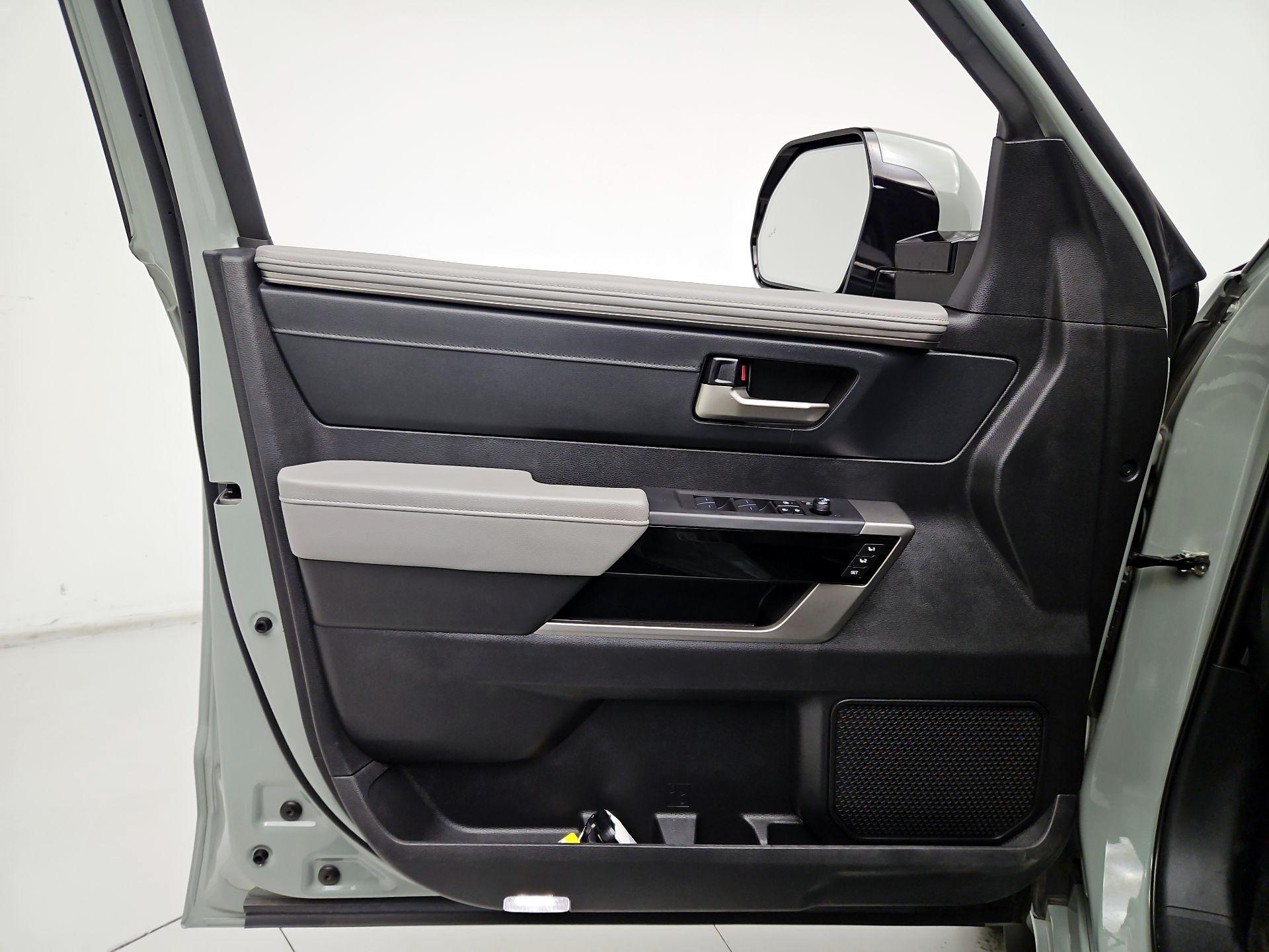 Thumbnail: 2023 Toyota Tundra - 12