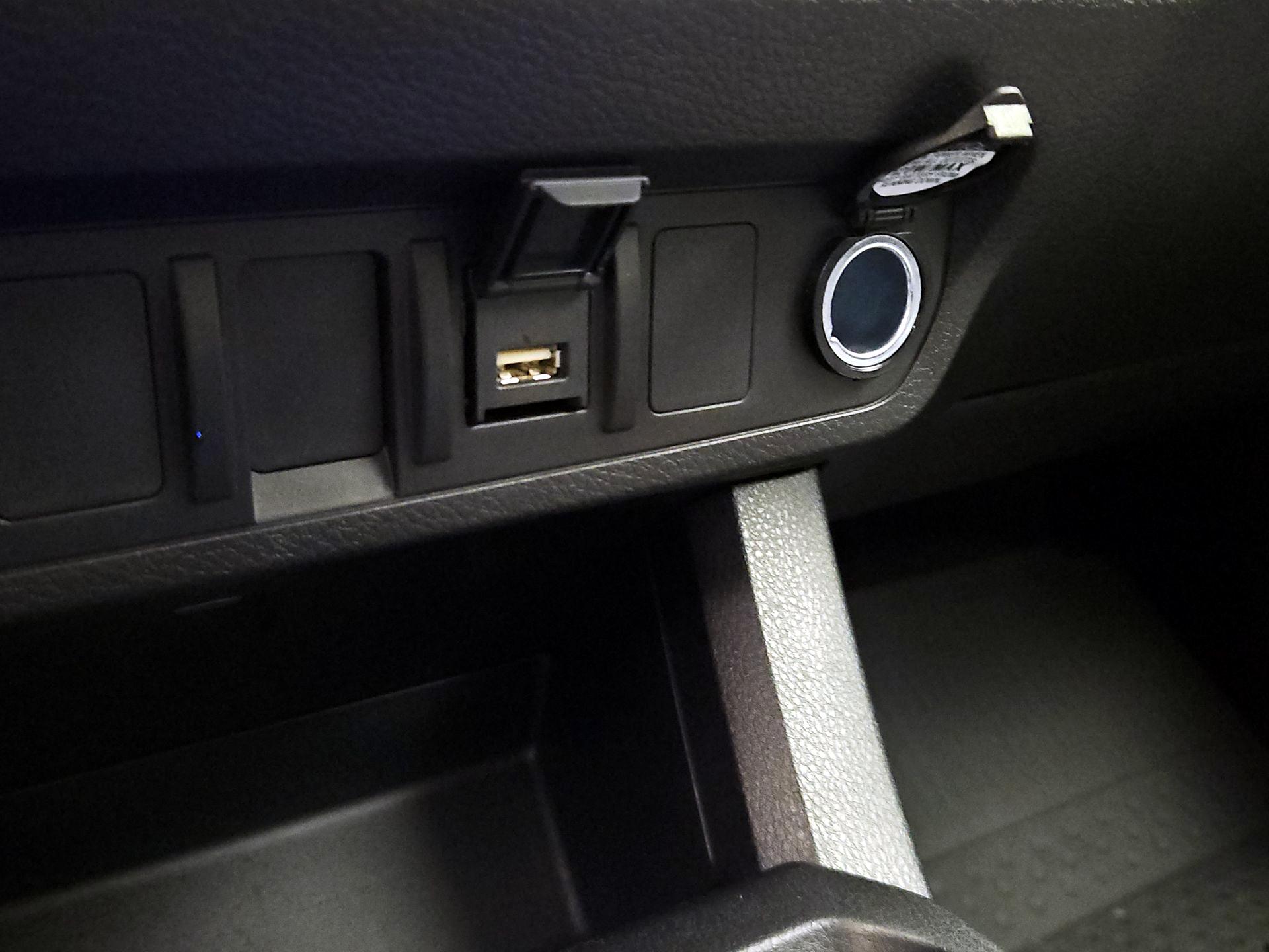 Thumbnail: 2023 Toyota Tacoma - 18