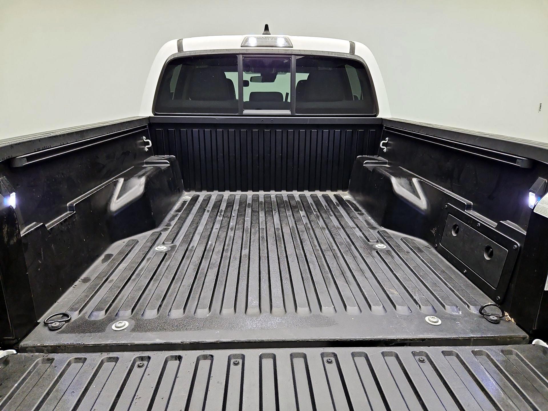 Thumbnail: 2023 Toyota Tacoma - 20