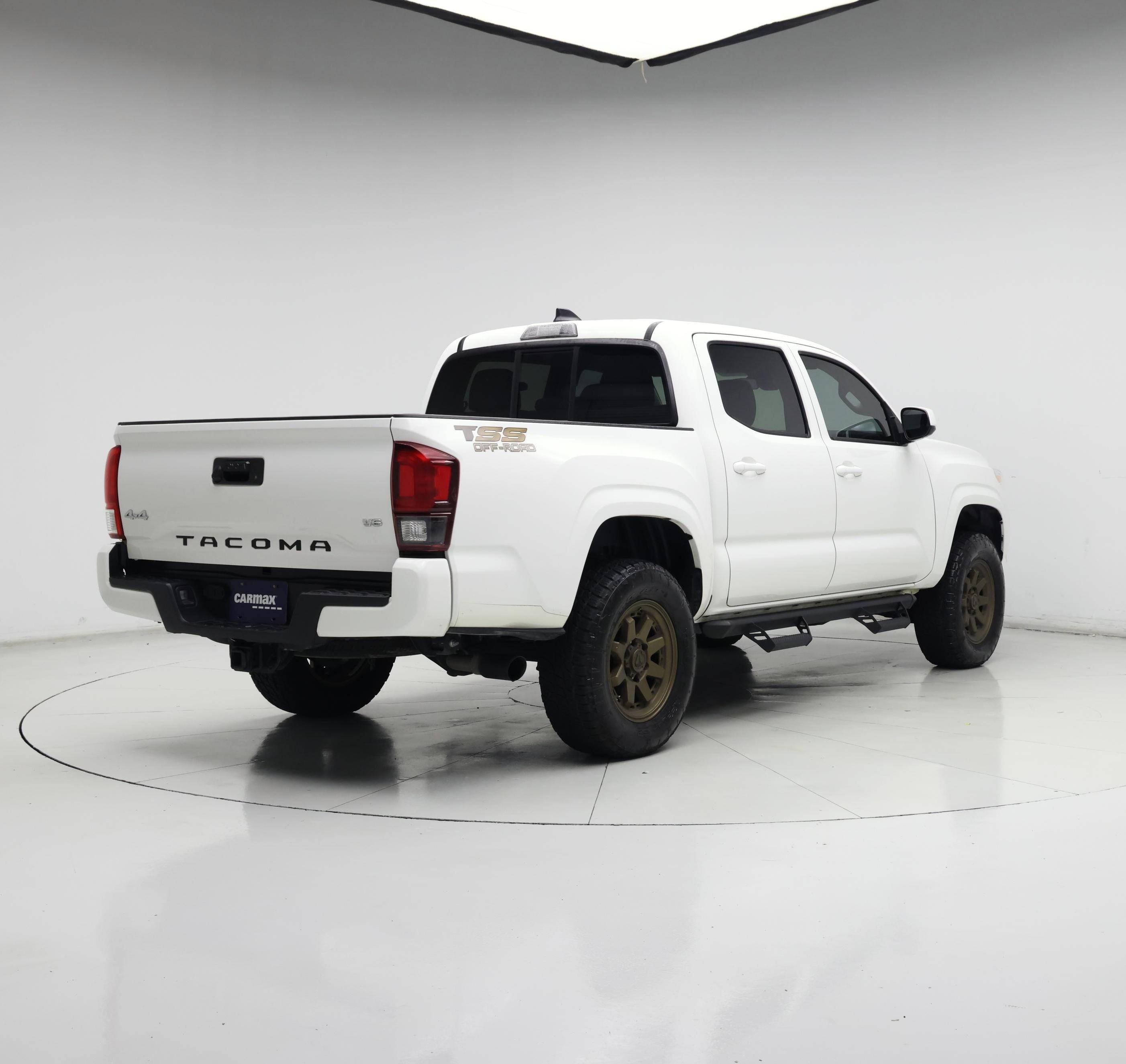 Thumbnail: 2023 Toyota Tacoma - 8