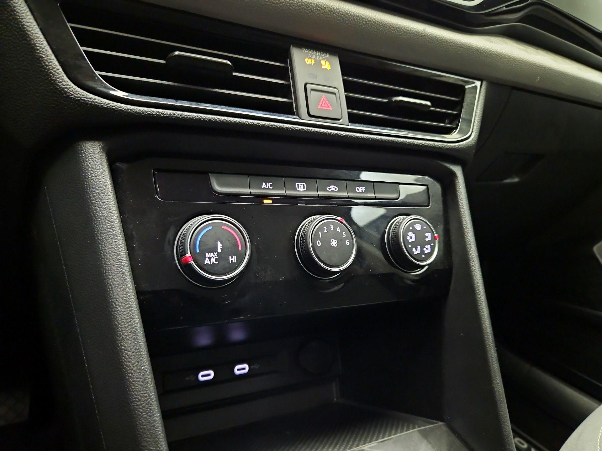 Thumbnail: 2024 Volkswagen Taos - 15