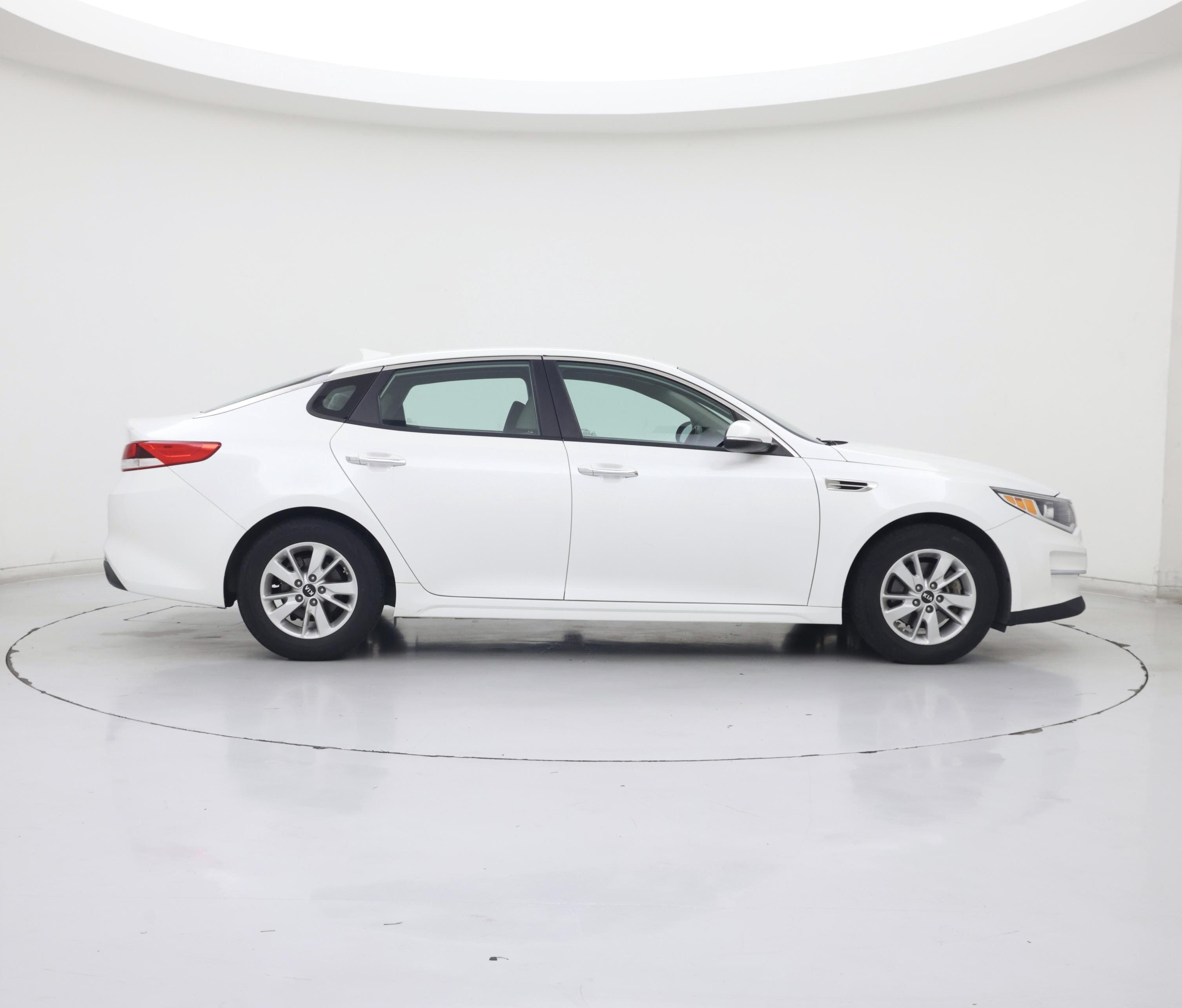 Thumbnail: 2016 Kia Optima - 7