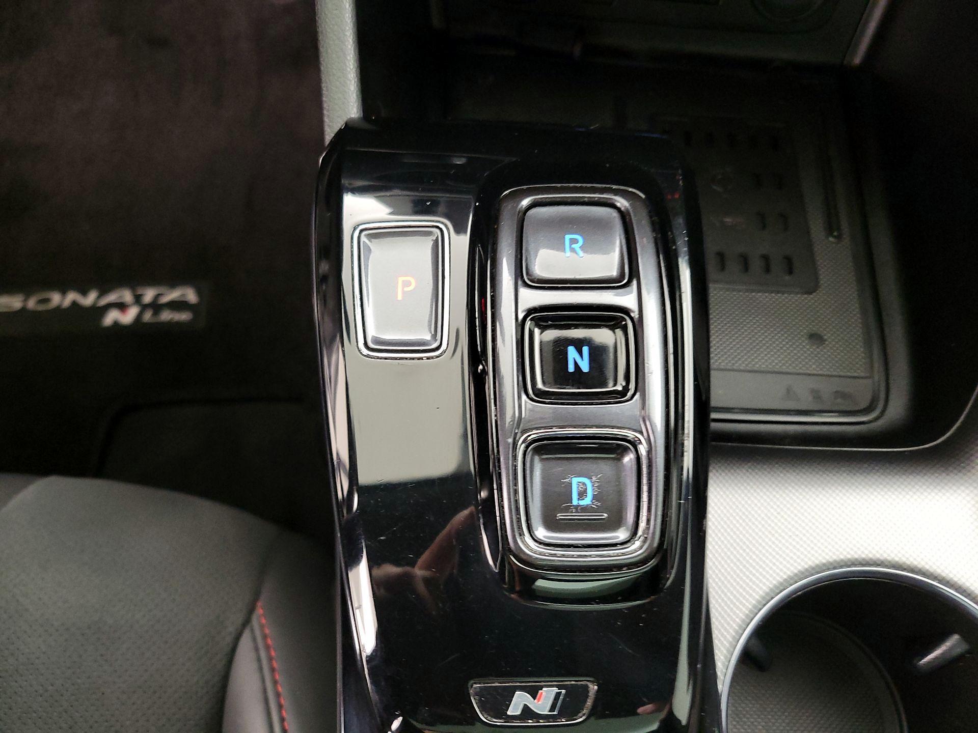 Thumbnail: 2021 Hyundai Sonata - 18