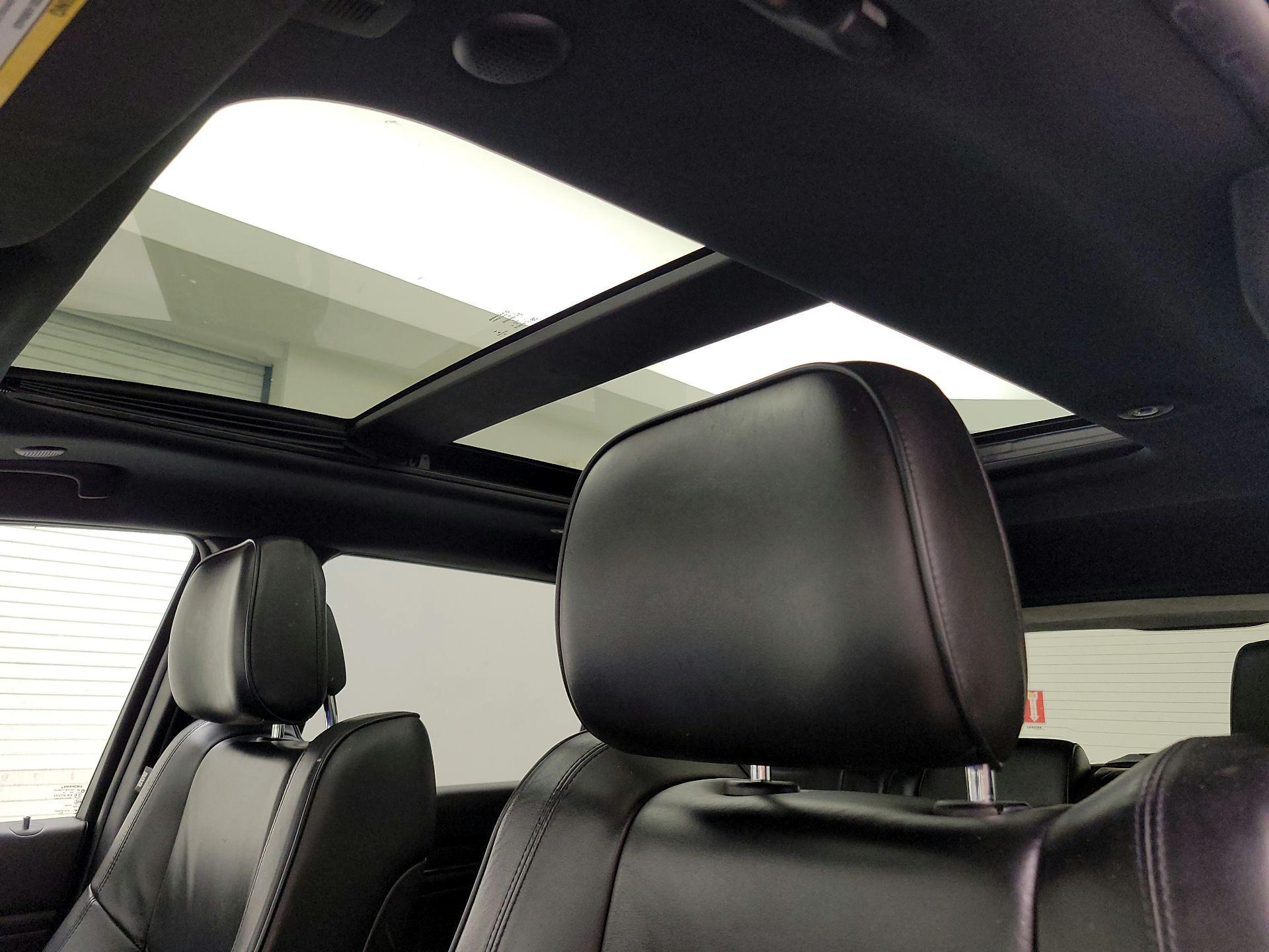 Thumbnail: 2021 Jeep Grand Cherokee - 20