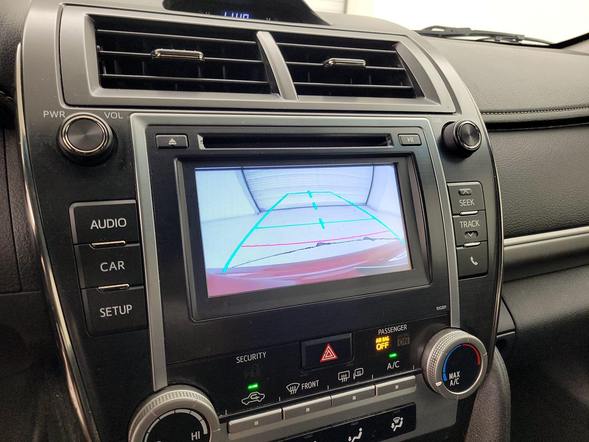 Thumbnail: 2014 Toyota Camry - 14