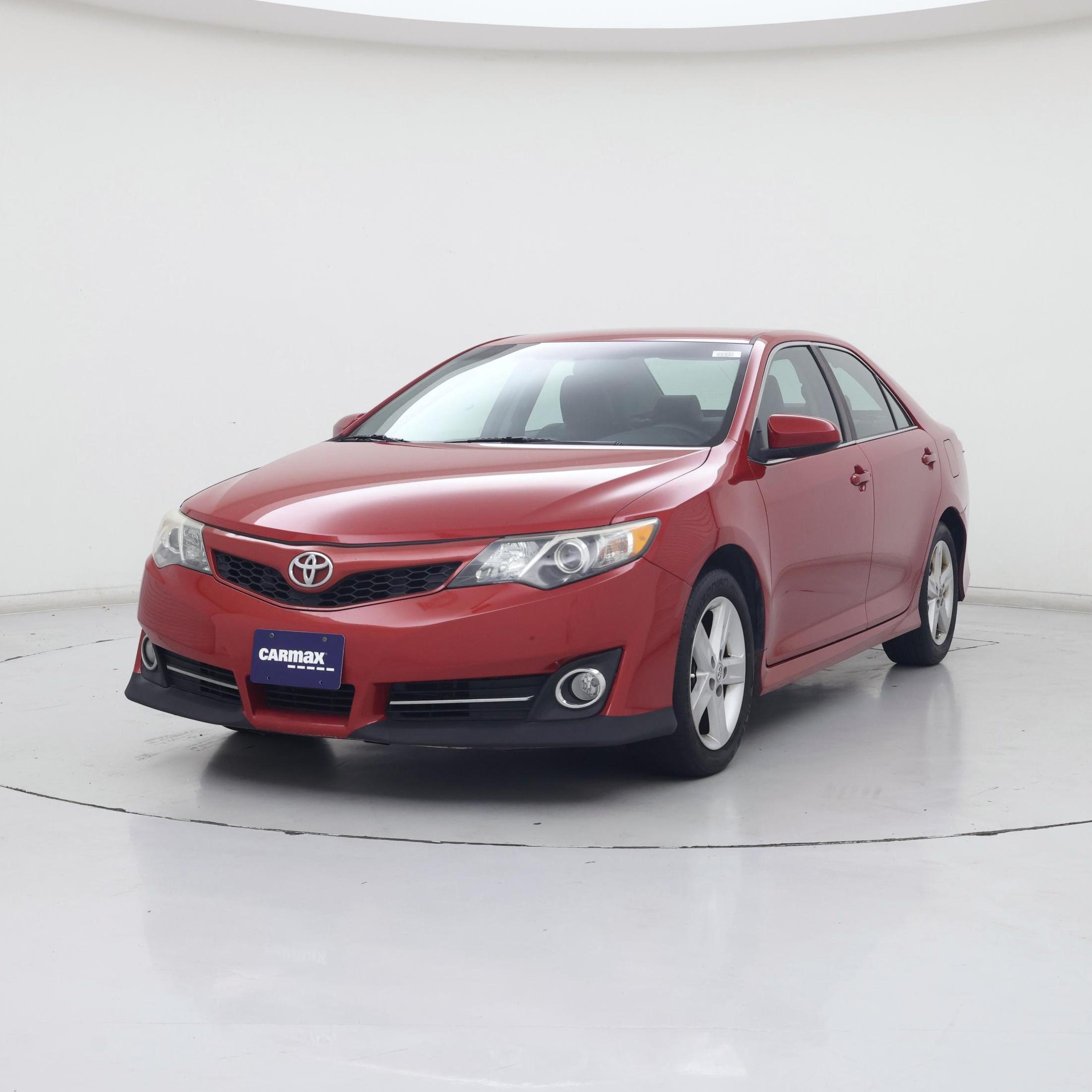 Thumbnail: 2014 Toyota Camry - 4