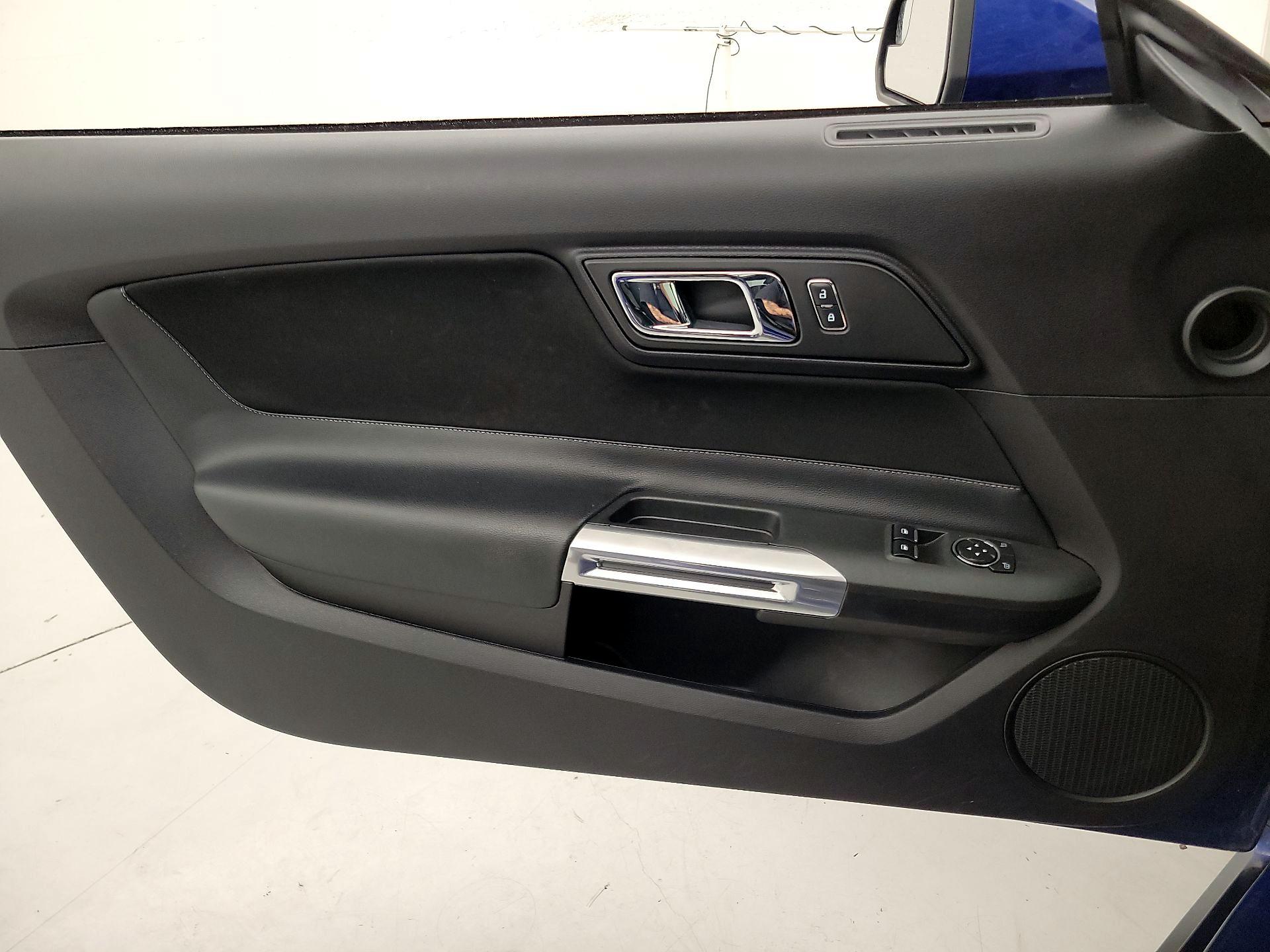 Thumbnail: 2016 Ford Mustang - 12