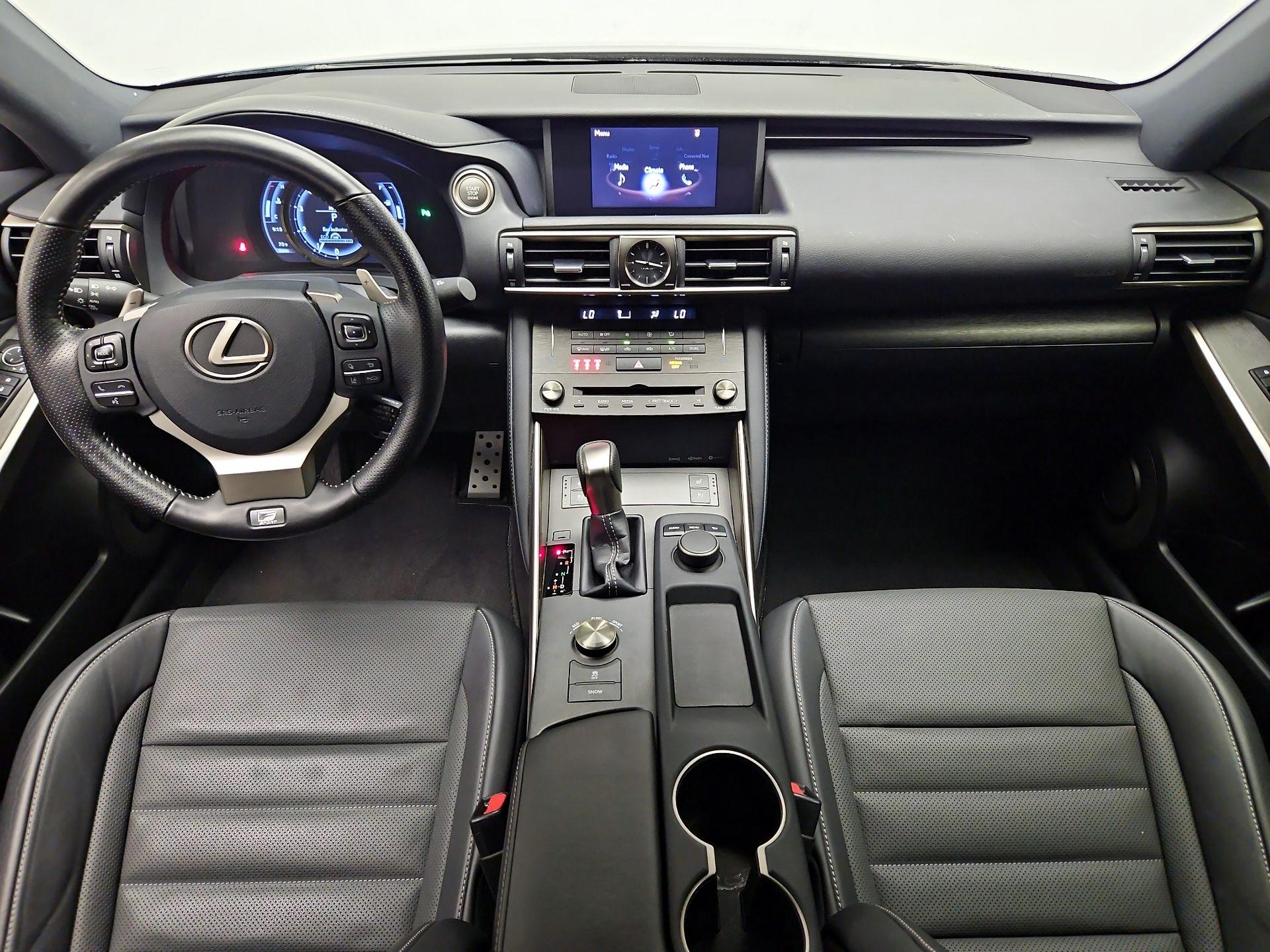 Thumbnail: 2020 Lexus IS - 9