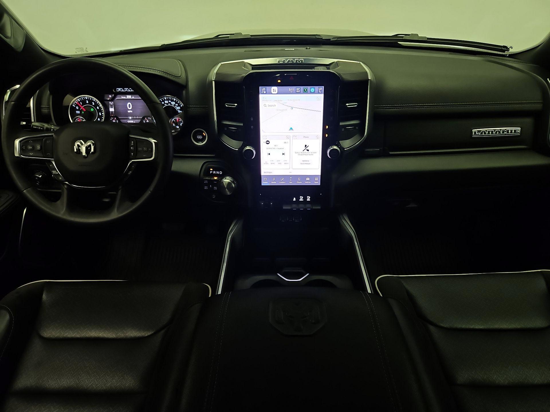 Thumbnail: 2025 RAM 1500 - 9