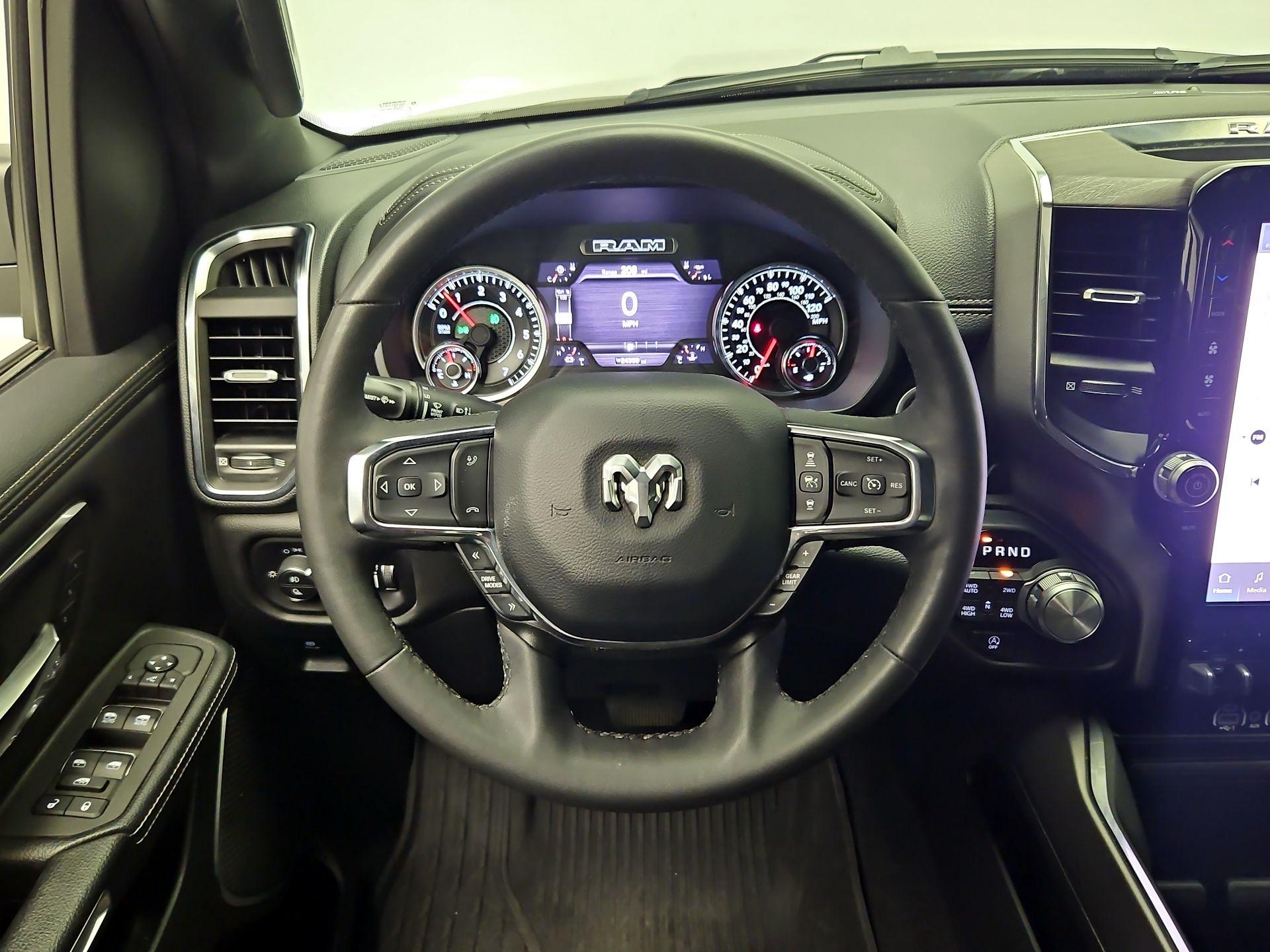 Thumbnail: 2025 RAM 1500 - 10