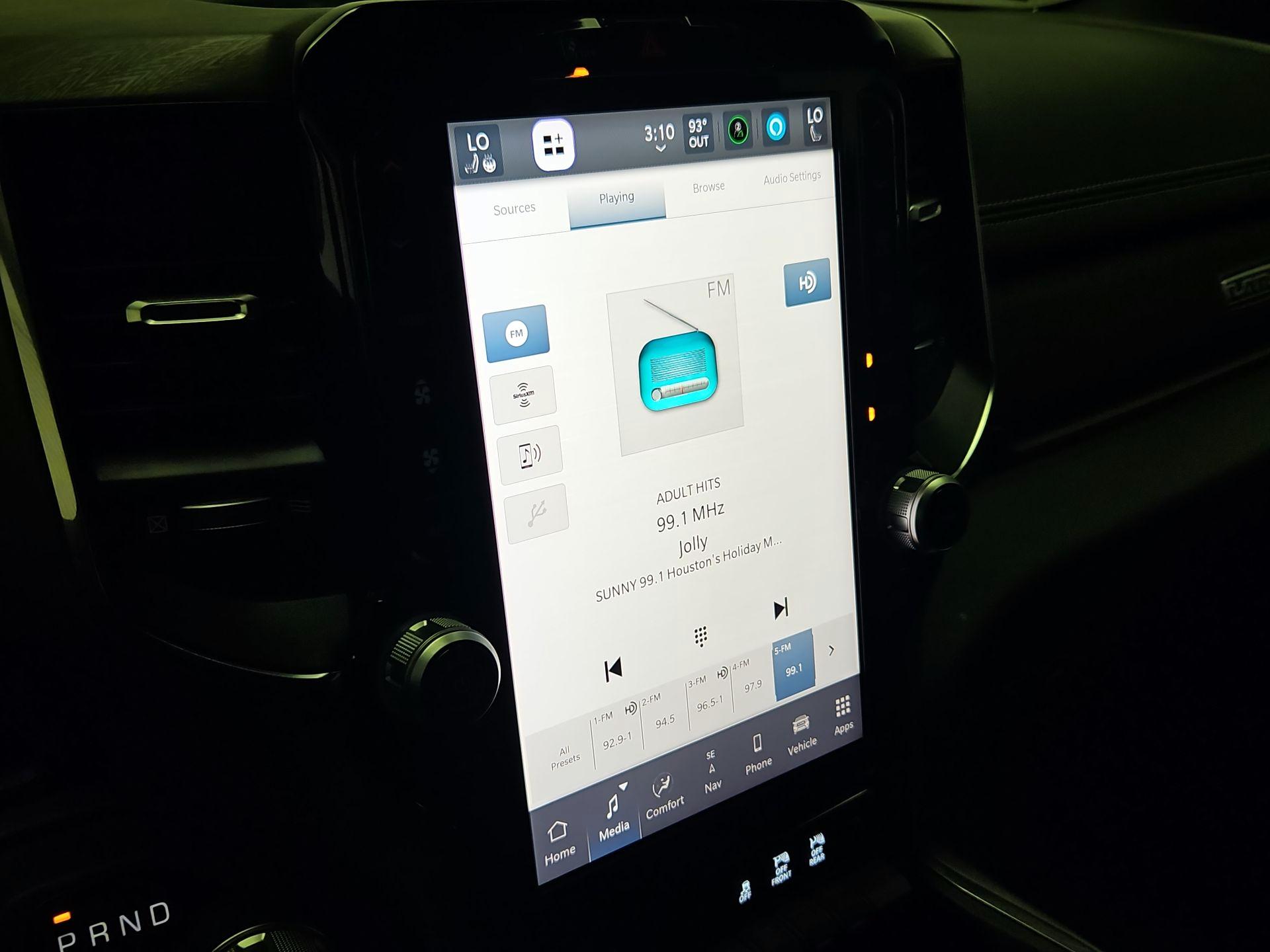 Thumbnail: 2025 RAM 1500 - 16