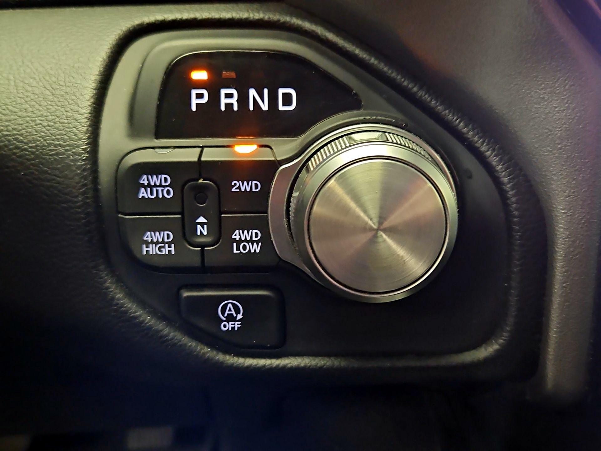 Thumbnail: 2025 RAM 1500 - 18