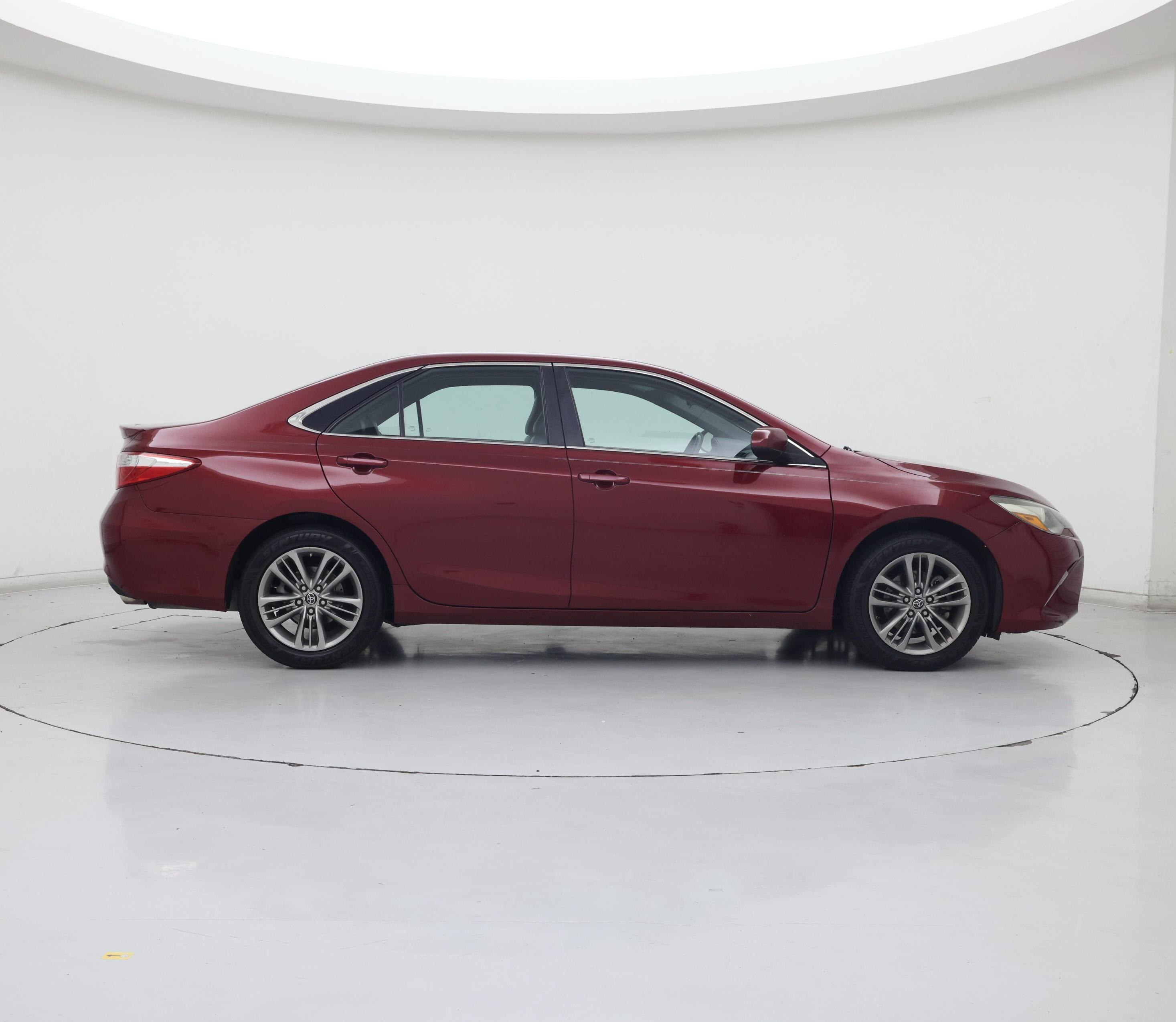 Thumbnail: 2016 Toyota Camry - 7