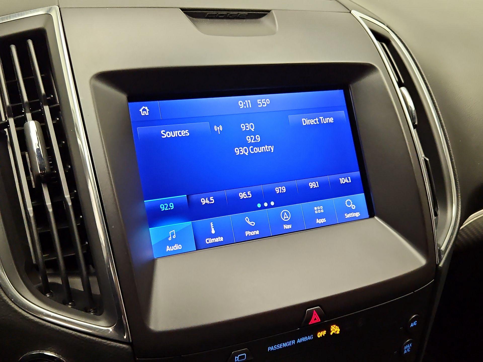 Thumbnail: 2020 Ford Edge - 16