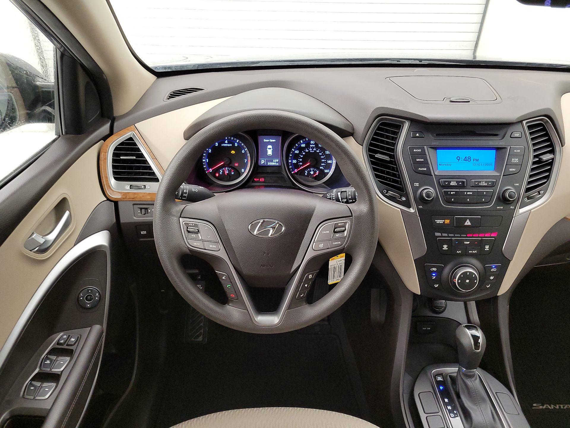 Thumbnail: 2014 Hyundai Santa Fe - 10