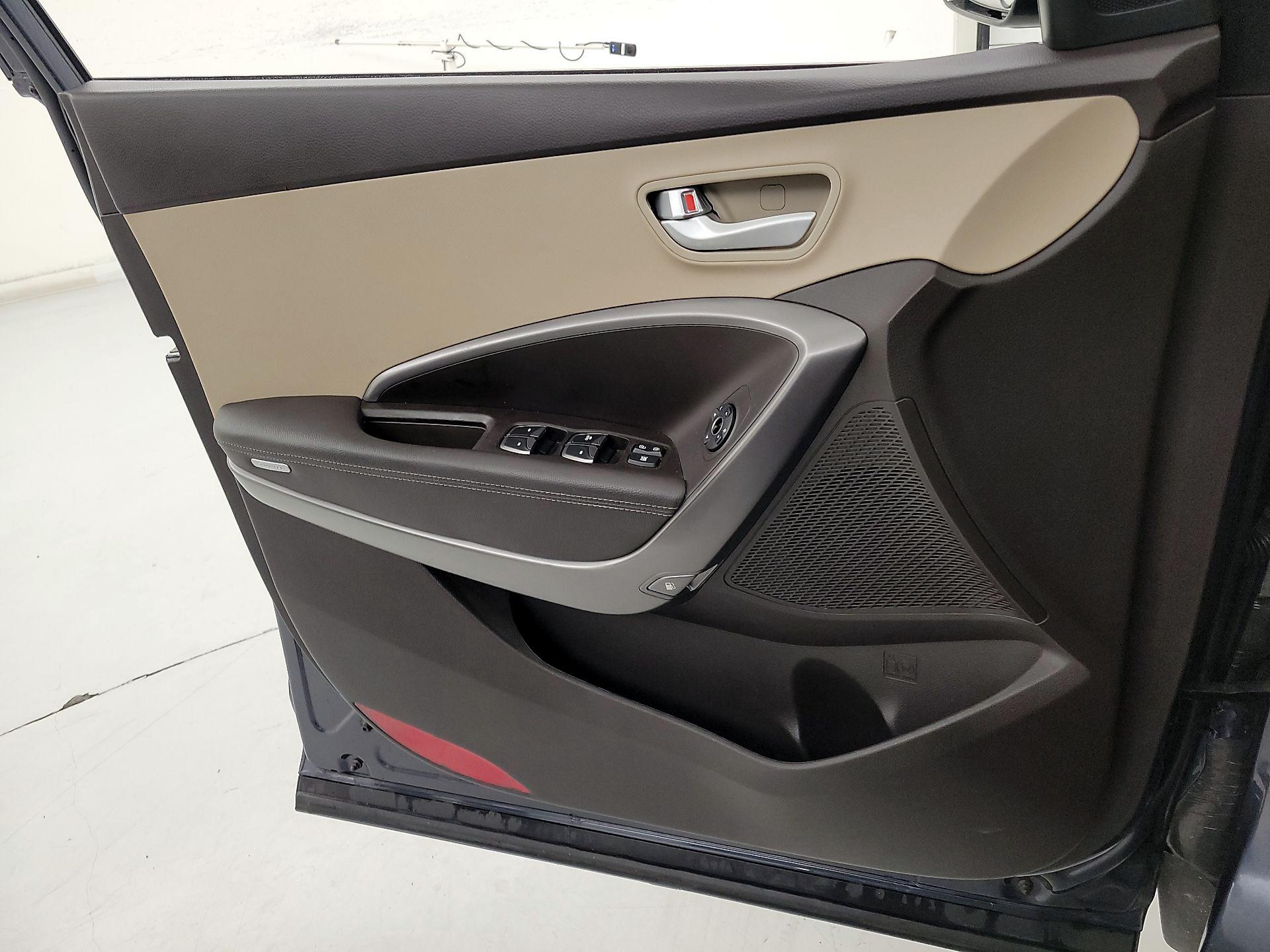 Thumbnail: 2014 Hyundai Santa Fe - 12