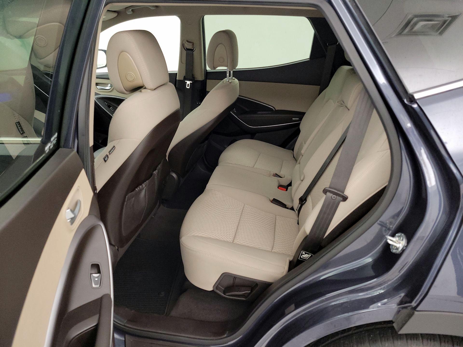 Thumbnail: 2014 Hyundai Santa Fe - 18