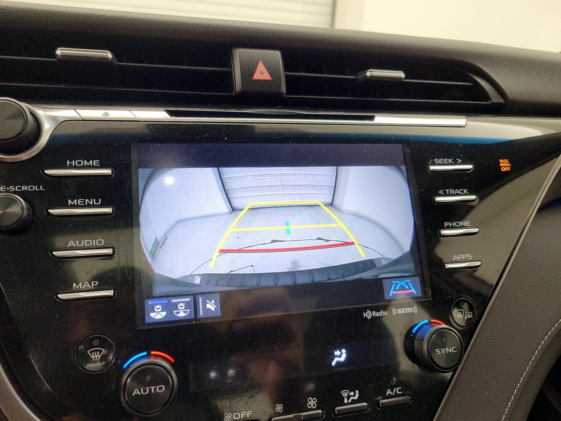 Thumbnail: 2019 Toyota Camry - 14