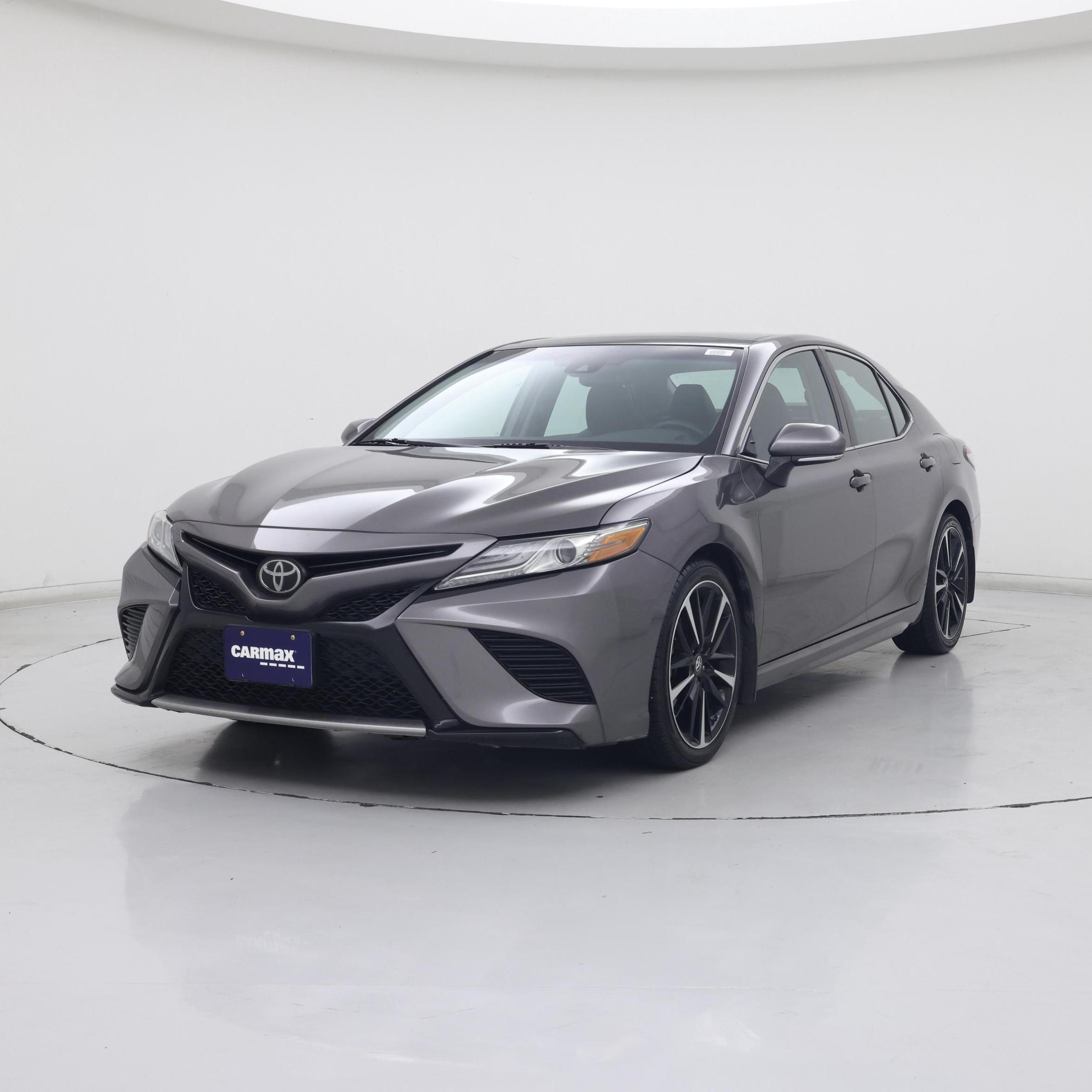 Thumbnail: 2019 Toyota Camry - 4