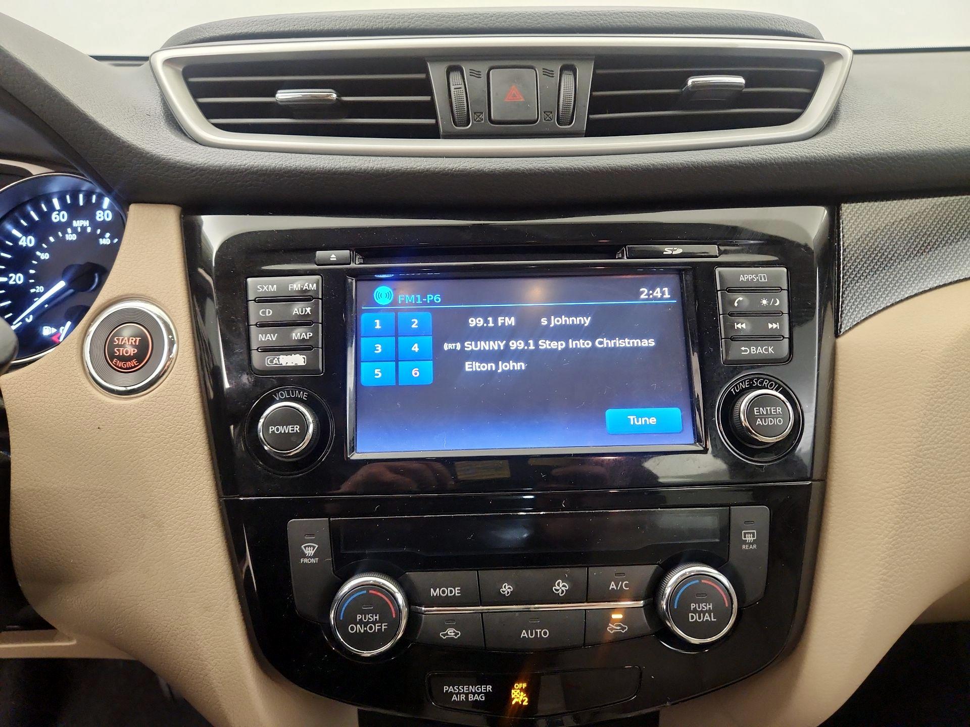 Thumbnail: 2016 Nissan Rogue - 13