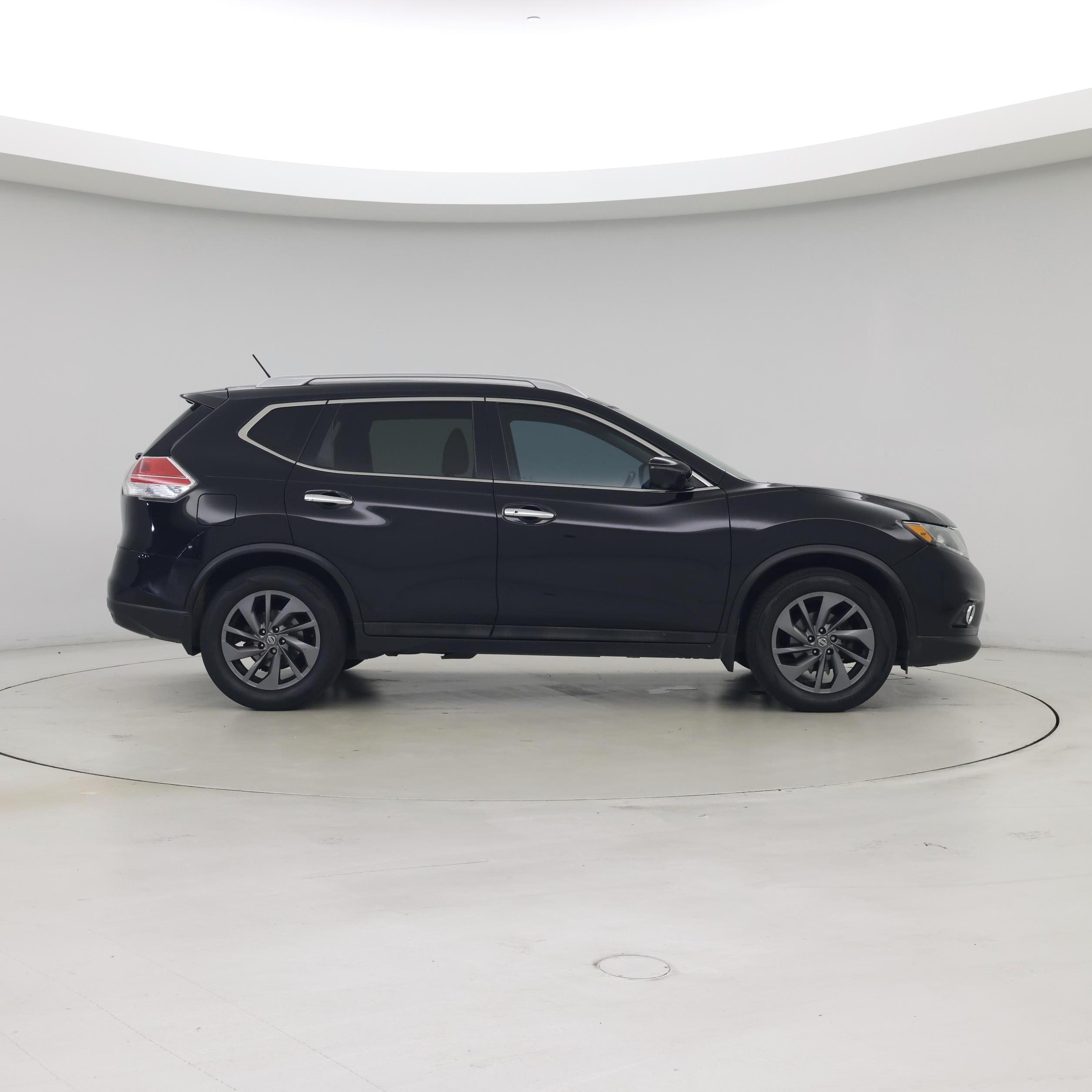 Thumbnail: 2016 Nissan Rogue - 7