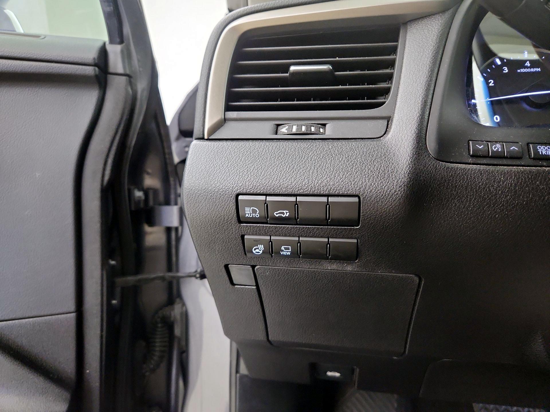 Thumbnail: 2019 Lexus RX - 13