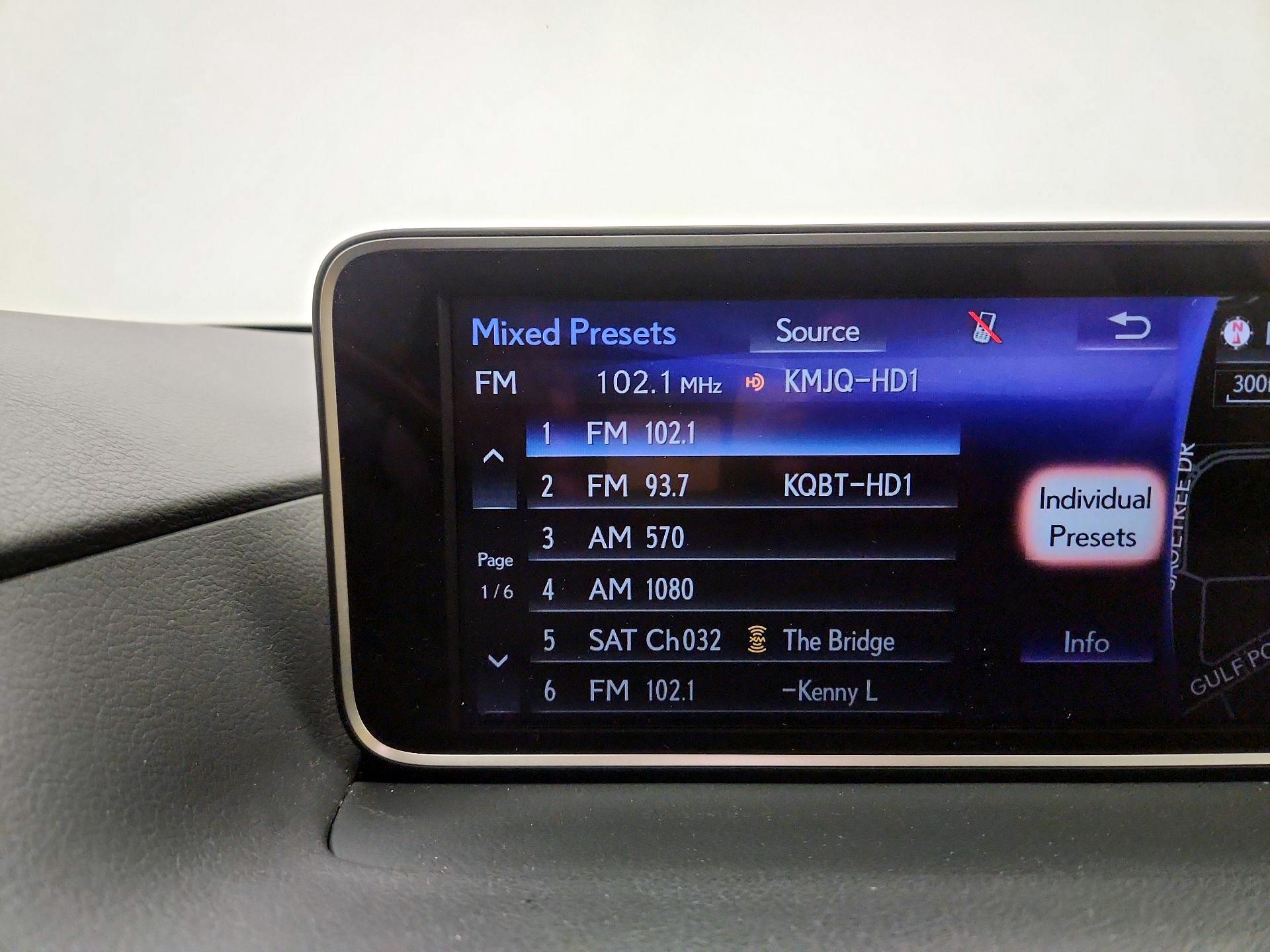 Thumbnail: 2019 Lexus RX - 16