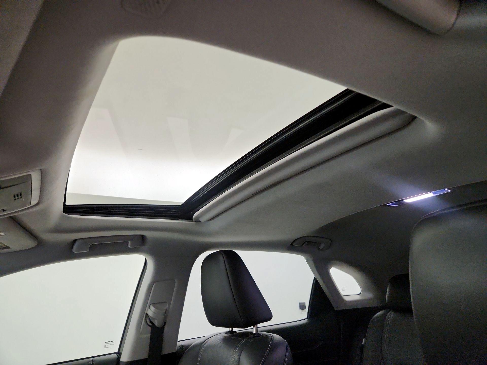 Thumbnail: 2019 Lexus RX - 20