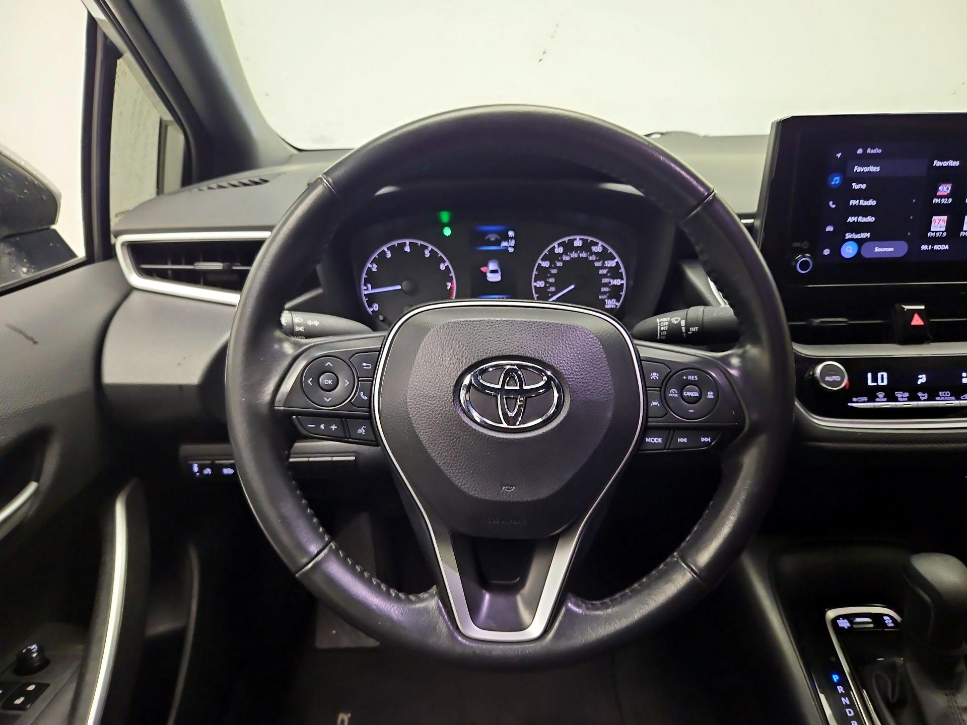 Thumbnail: 2023 Toyota Corolla - 10