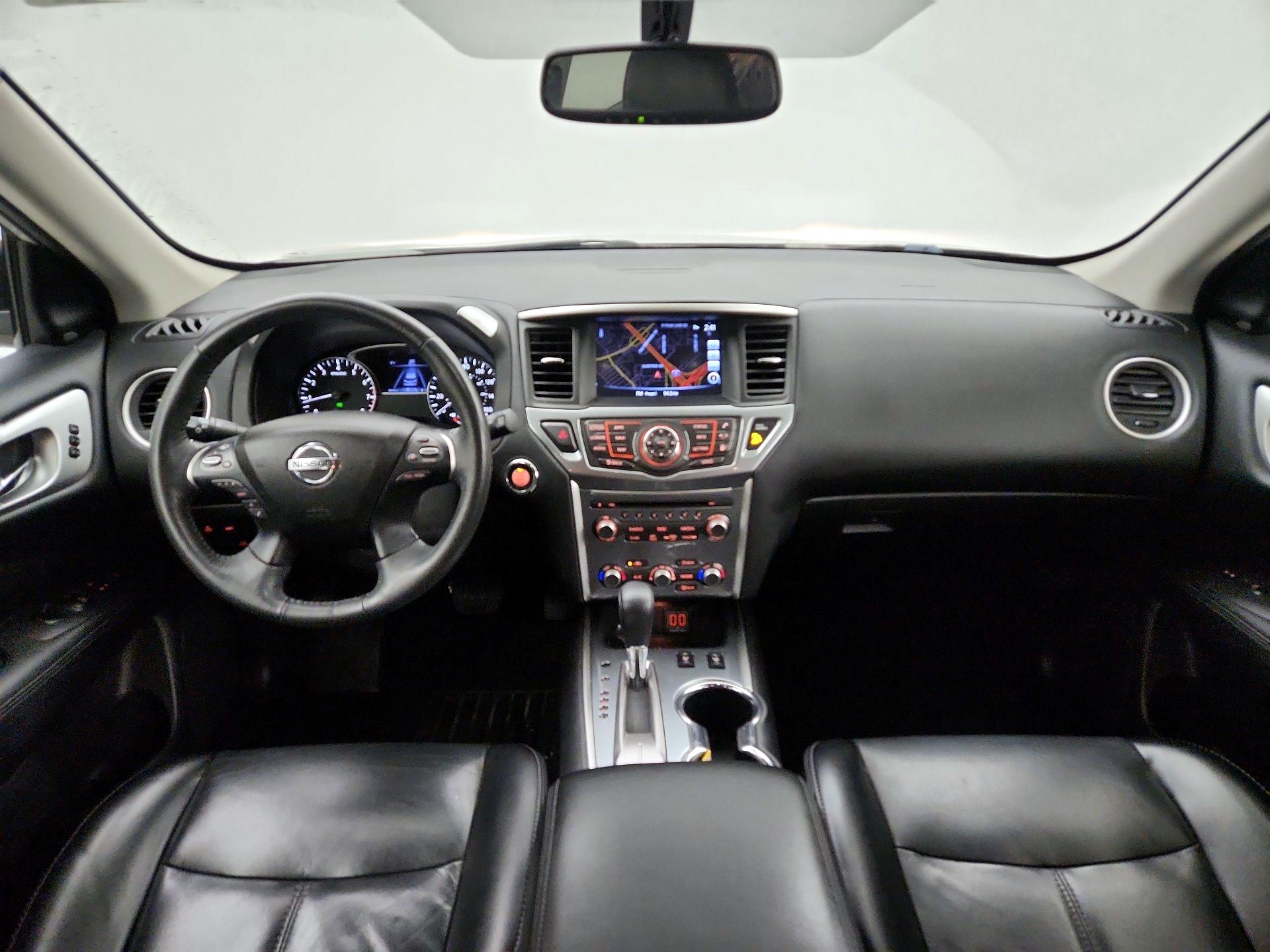 Thumbnail: 2018 Nissan Pathfinder - 9