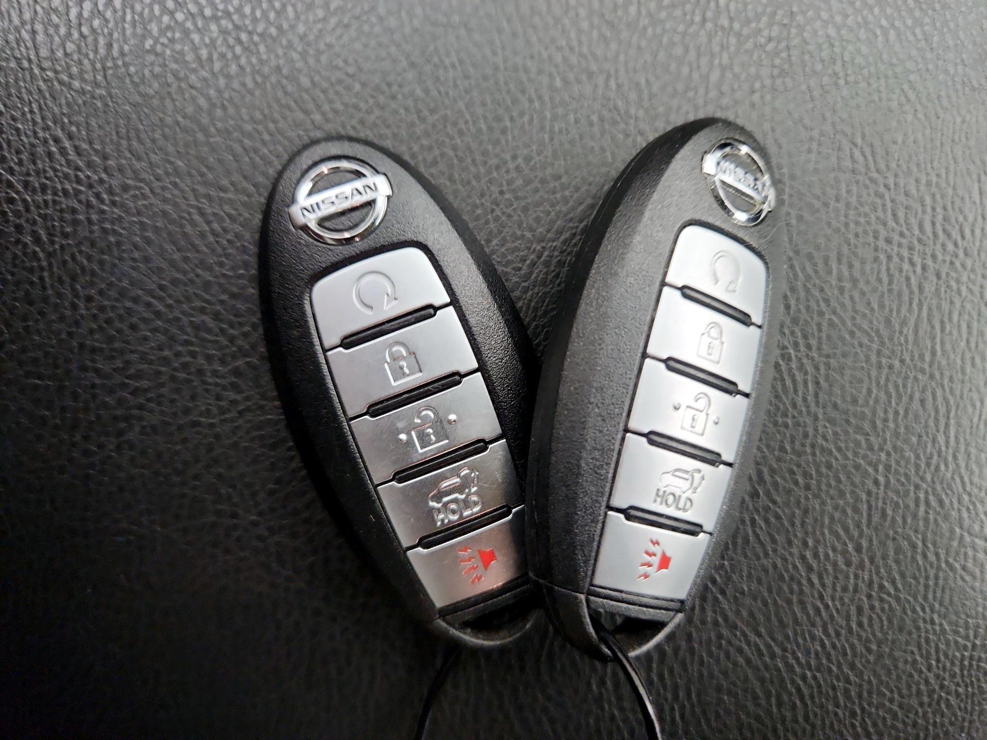 Thumbnail: 2018 Nissan Pathfinder - 18