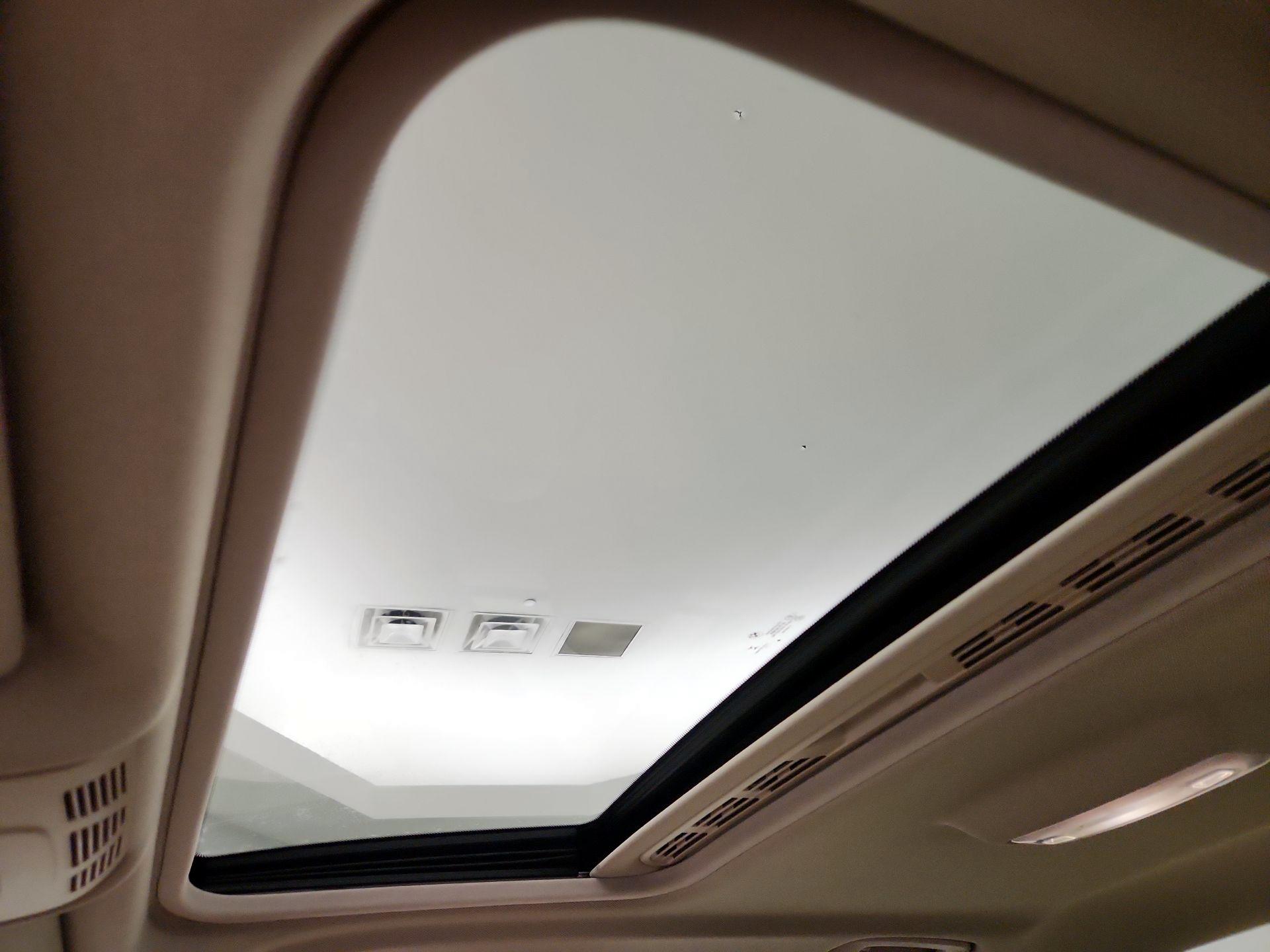 Thumbnail: 2016 BMW 3 Series - 19