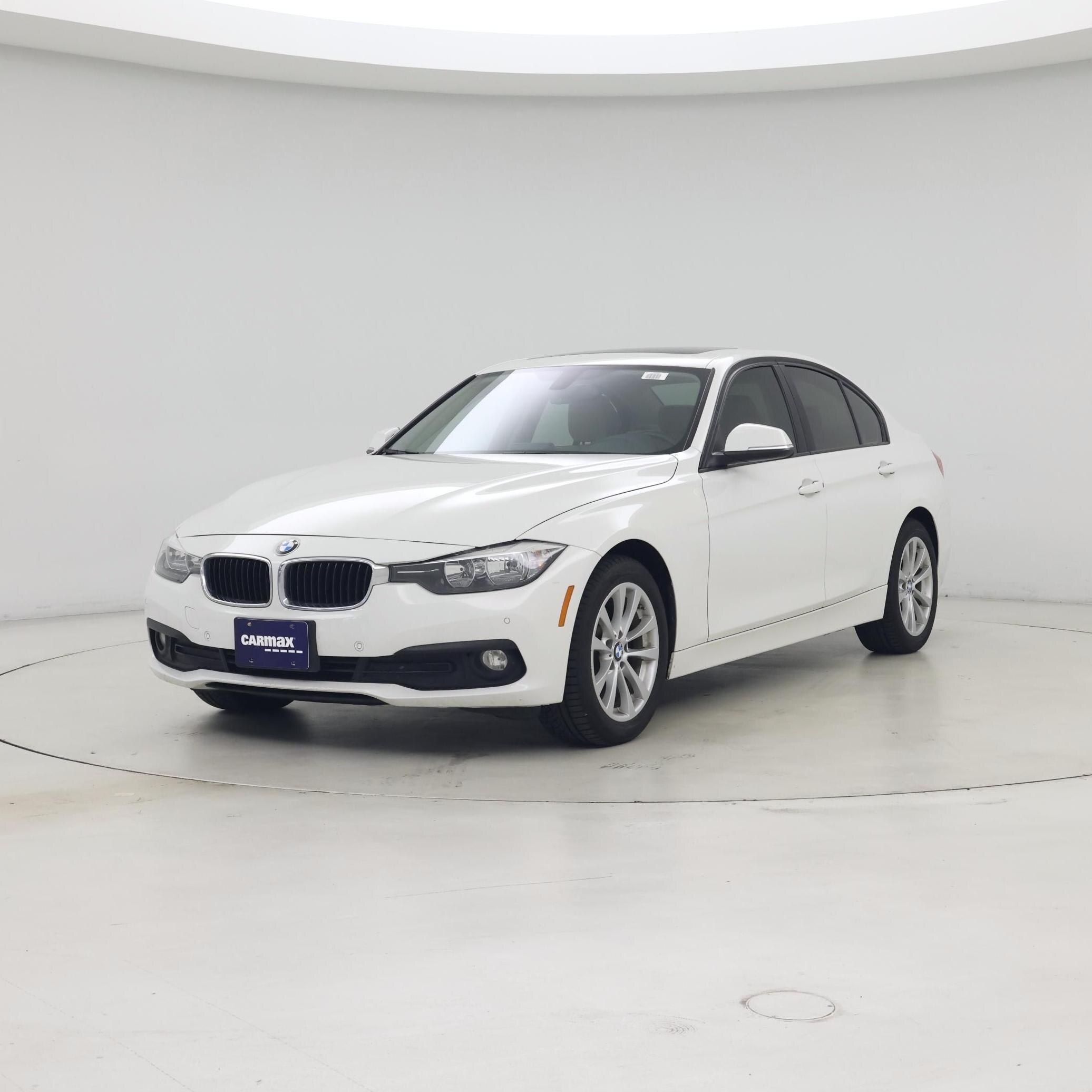 Thumbnail: 2016 BMW 3 Series - 4