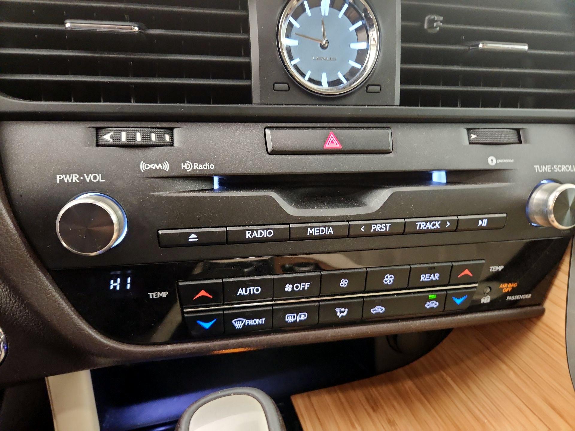 Thumbnail: 2018 Lexus RX - 16