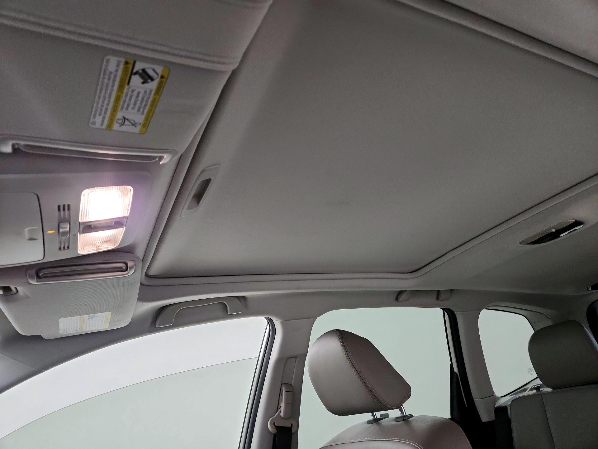 Thumbnail: 2015 Subaru Forester - 18