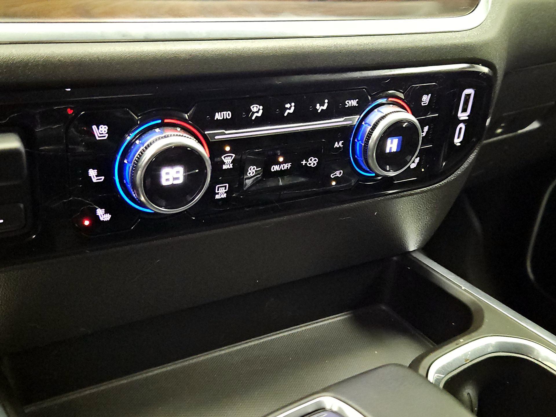 Thumbnail: 2022 GMC Sierra 1500 - 16